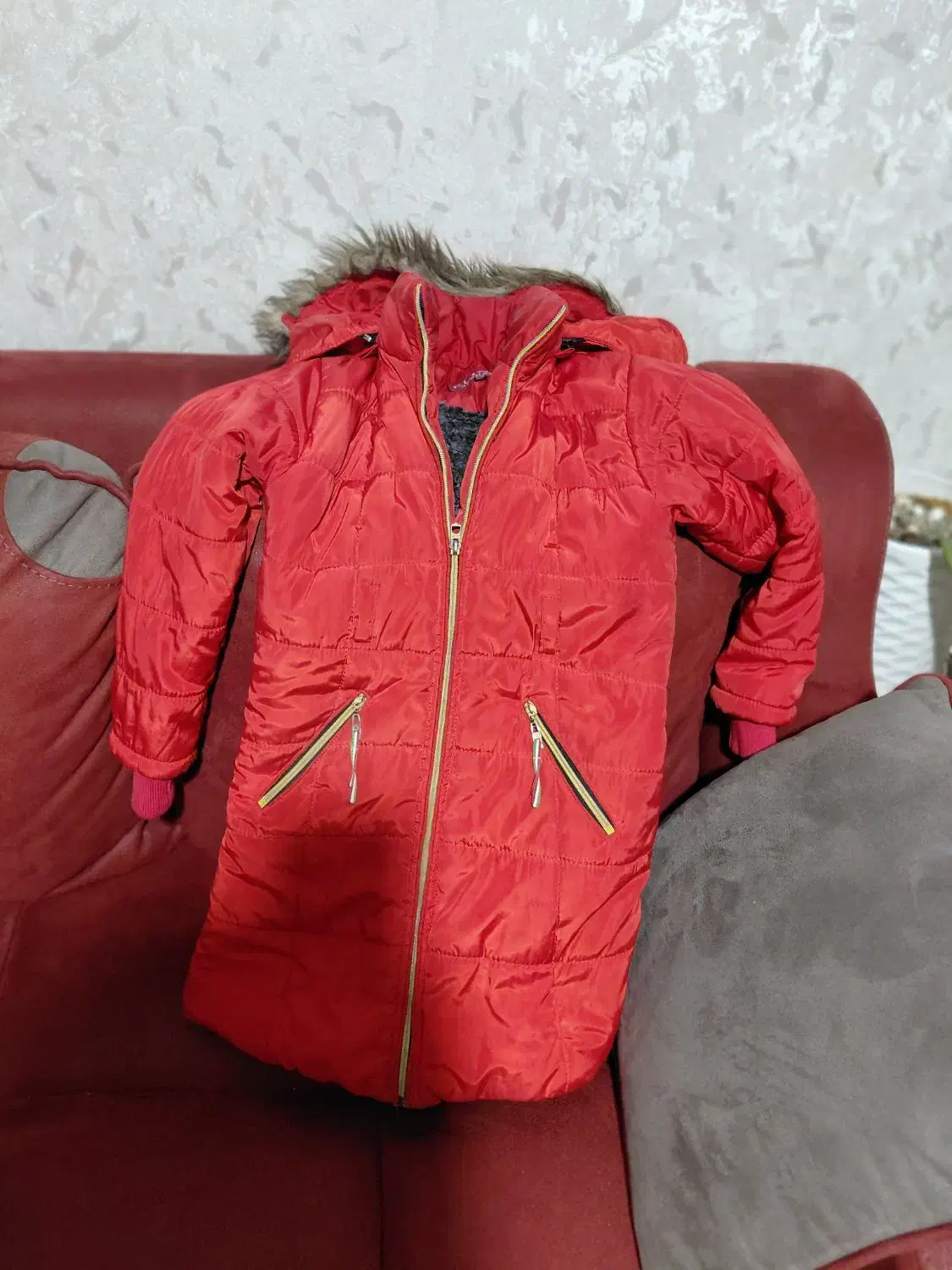 کاپشن و پالتو|لباس|شهریار, کهنز|دیوار