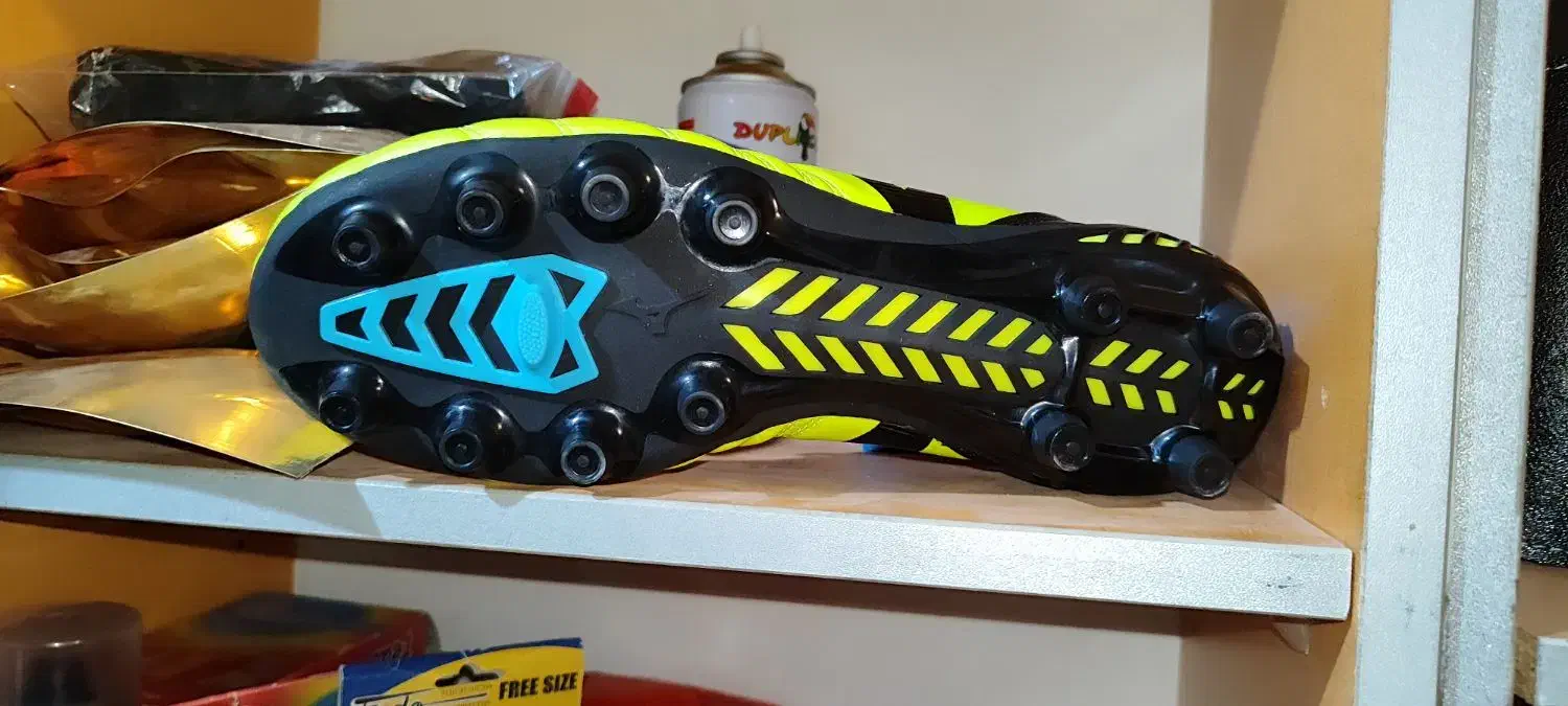 کتونی فوتبالی|کیف، کفش، کمربند|فردیس, ثابتی|دیوار