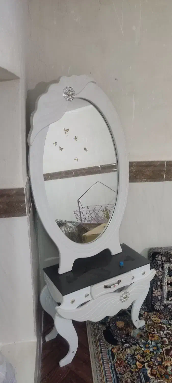 آینه و شمعدان|مبلمان خانگی و میز عسلی|بروجرد, |دیوار