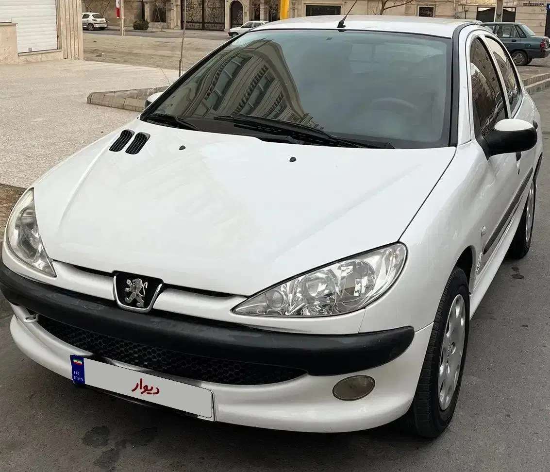 پژو ۲۰۶مدل ۱۴۰۰سفید|خودرو سواری و وانت|مشهد, سرافرازان|دیوار