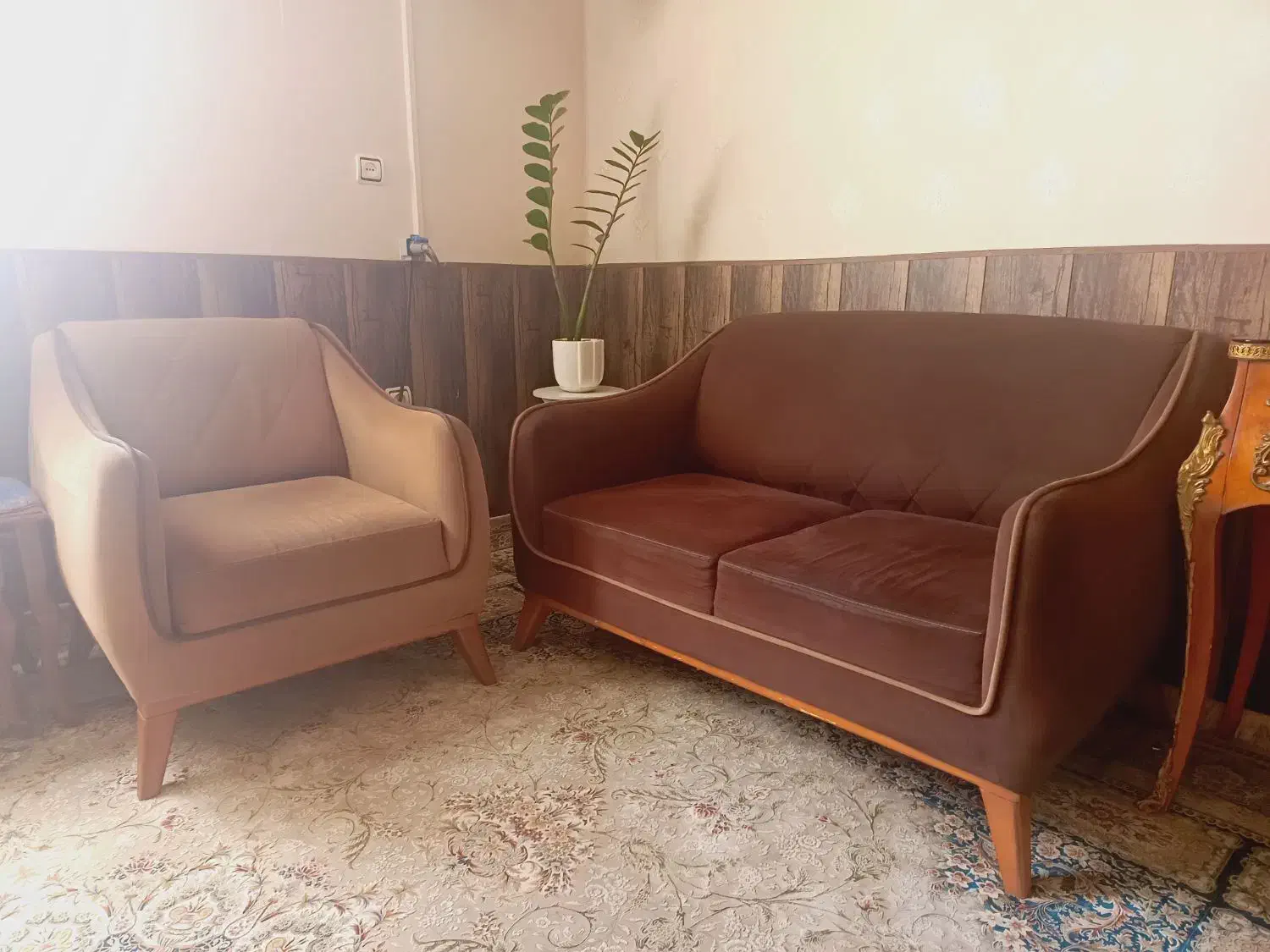 مبل تهران با نشیمن محکم|مبلمان خانگی و میز عسلی|زاهدان, |دیوار