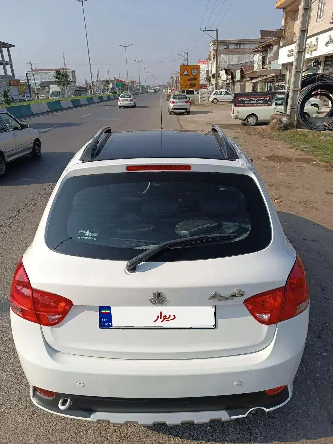 کوییک آر سفید مشکی درجه یک ۱۴۰۱|خودرو سواری و وانت|لنگرود, |دیوار