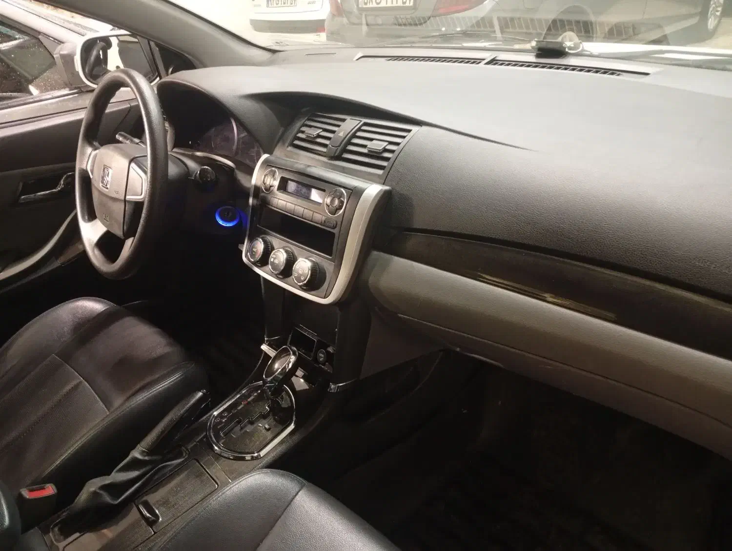 آریو بی رنگ مدل ۹۷|خودرو سواری و وانت|اراک, |دیوار