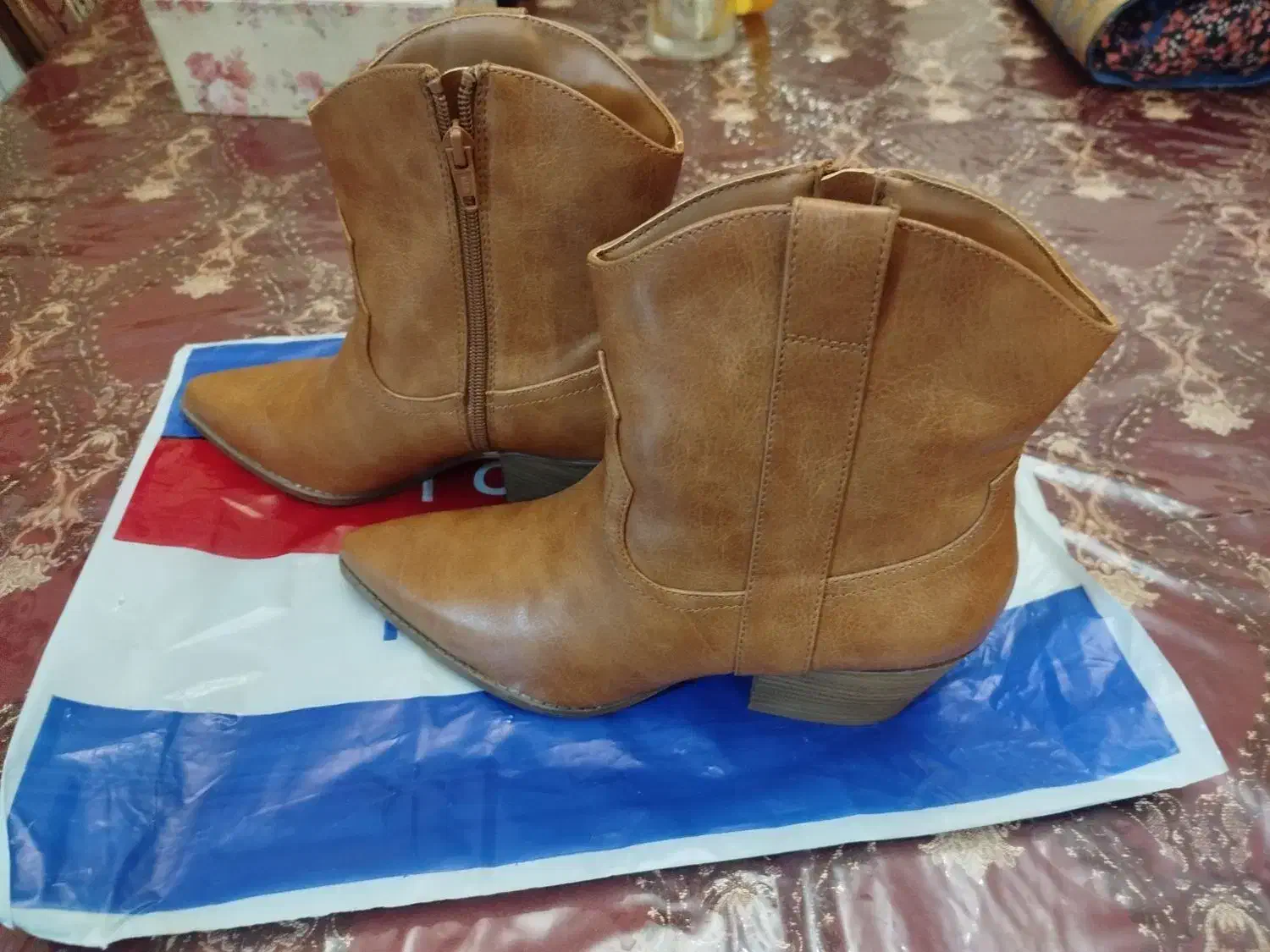 نیم بوت|کیف، کفش، کمربند|تهران, جنت‌آباد جنوبی|دیوار