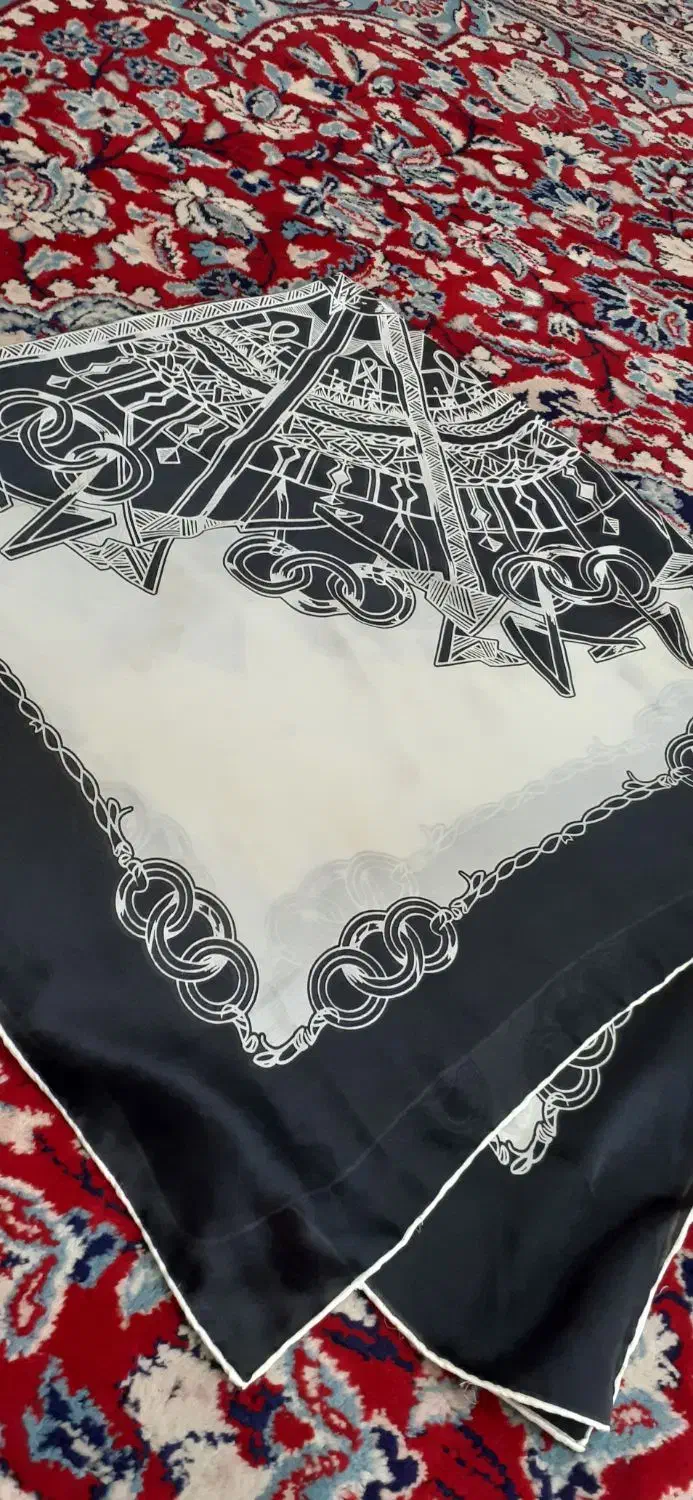 روسری وشال|لباس|سراب, |دیوار