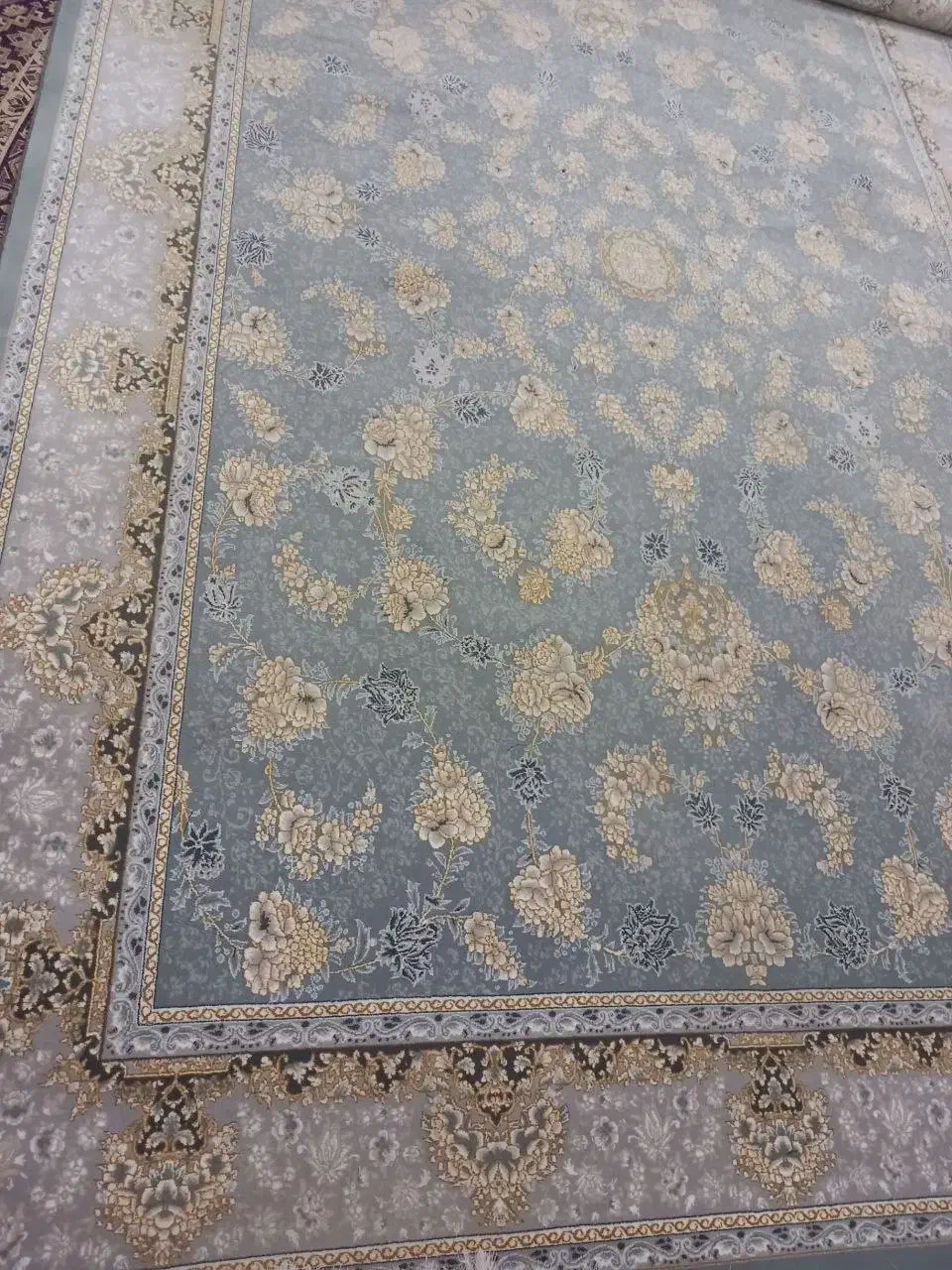 قالی|فرش|مشهد, شهید قربانی|دیوار