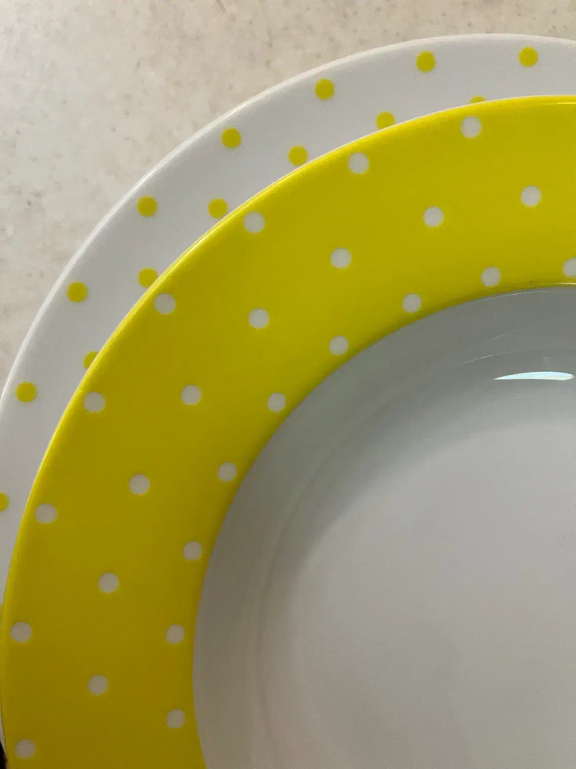 چینی زرین طرح اسپاتی زرد|ظروف سرو و پذیرایی|تهران, بنی‌هاشم|دیوار