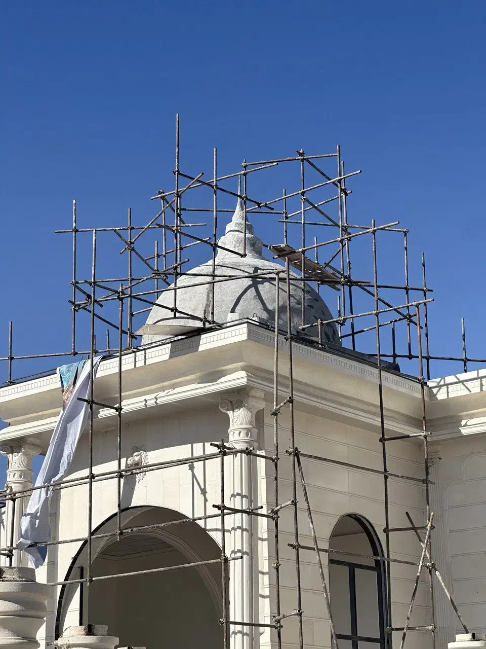 طراحی و اجراء باغ تالار با بتن اکسپوز سنگ صنعتی|مصالح و تجهیزات ساختمان|مشهد, چهاربرج|دیوار