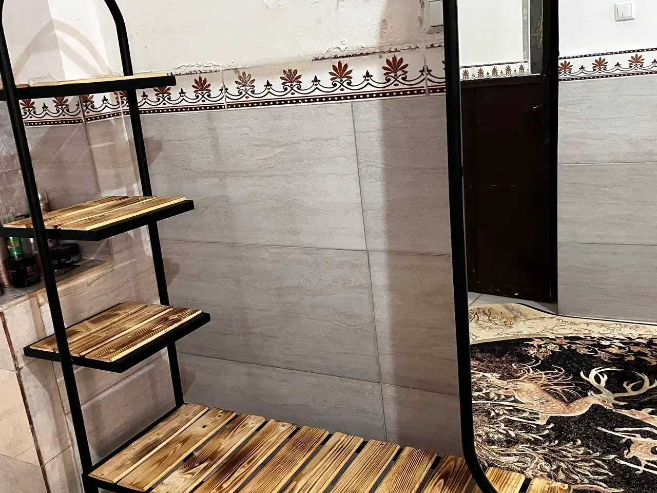 رگال|جاکفشی، کمد، دراور|کرج, ساسانی (قلمستان)|دیوار