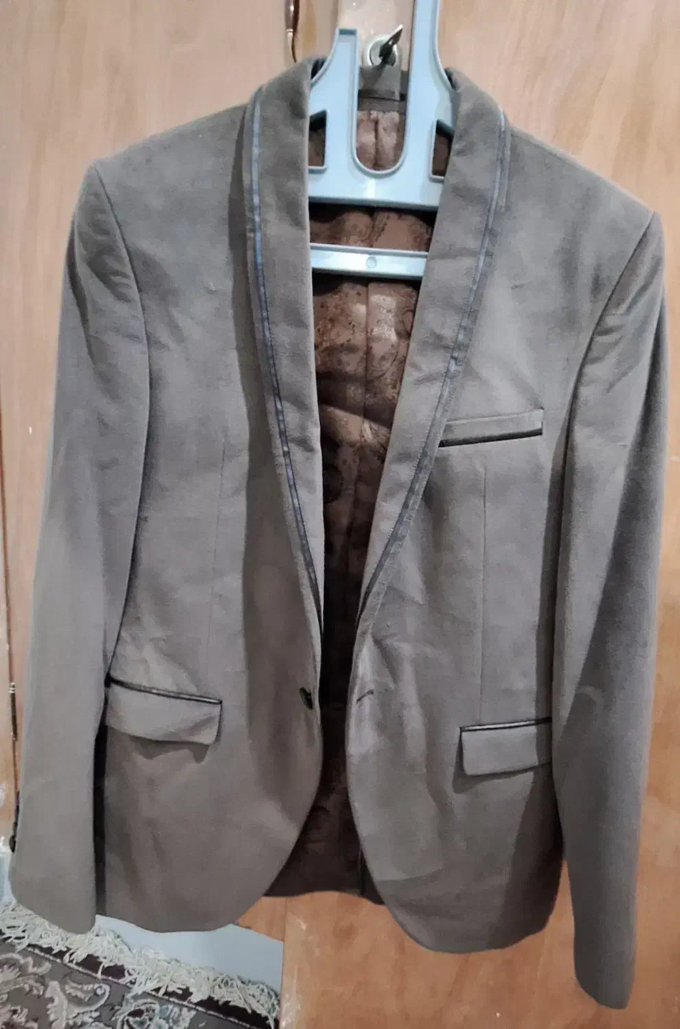 کت تک ترک|لباس|اهواز, بهارستان|دیوار