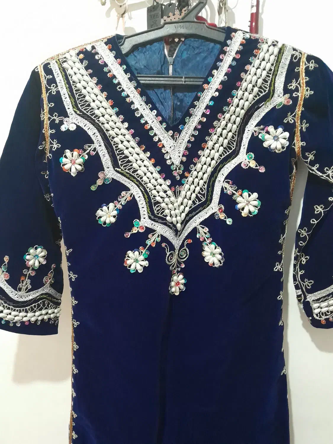 پیراهن سنتی|لباس|تبریز, |دیوار