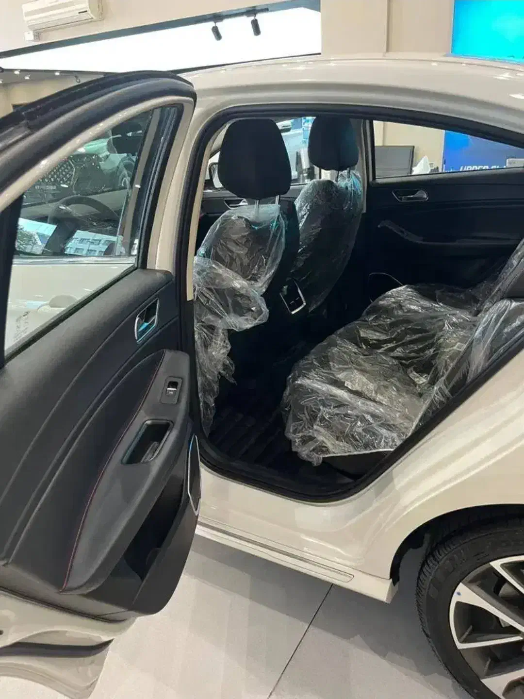 آریزو ۶ پرو مدل ۱۴۰۳|خودرو سواری و وانت|اصفهان, شاهد|دیوار