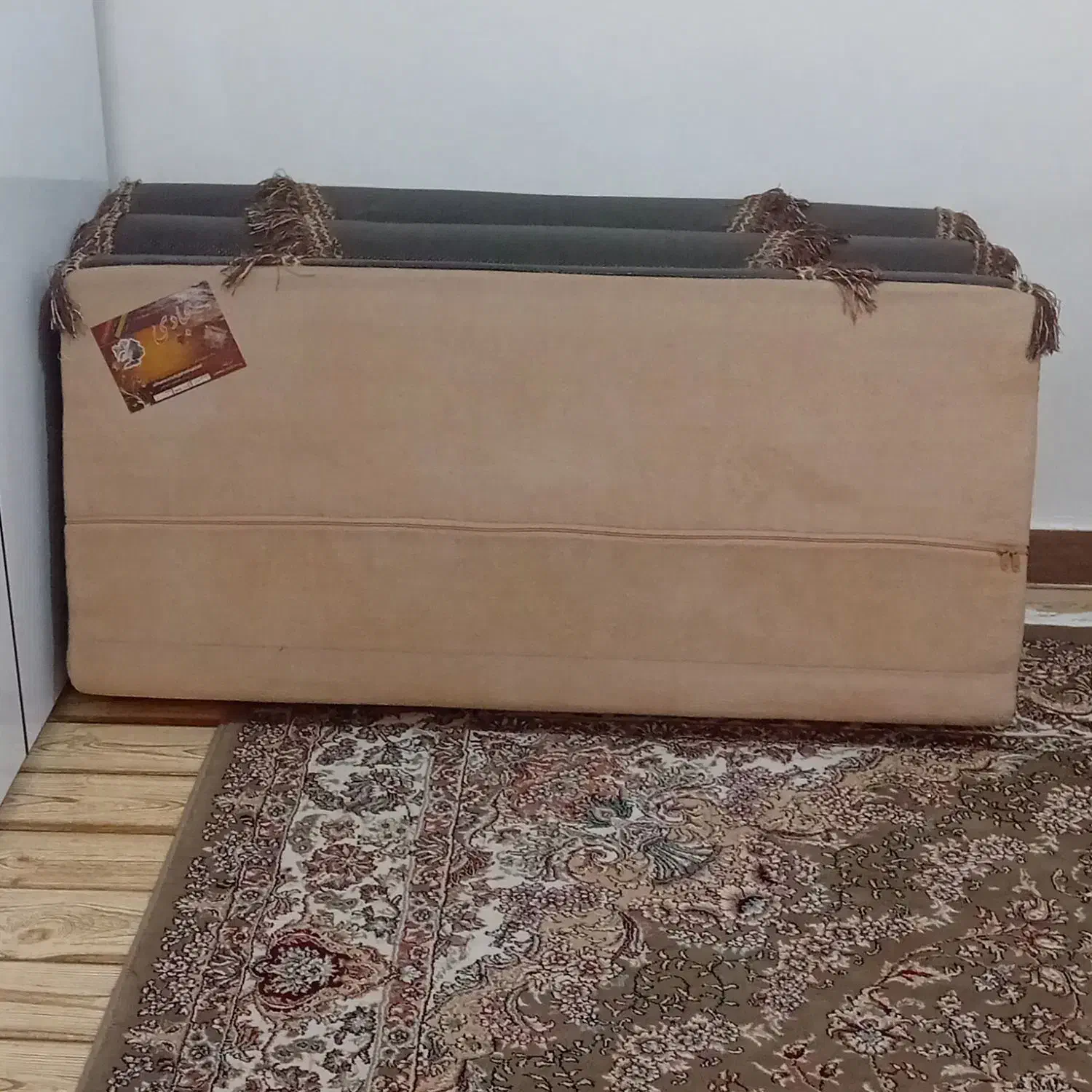 پشتی|پشتی|کرمانشاه, |دیوار