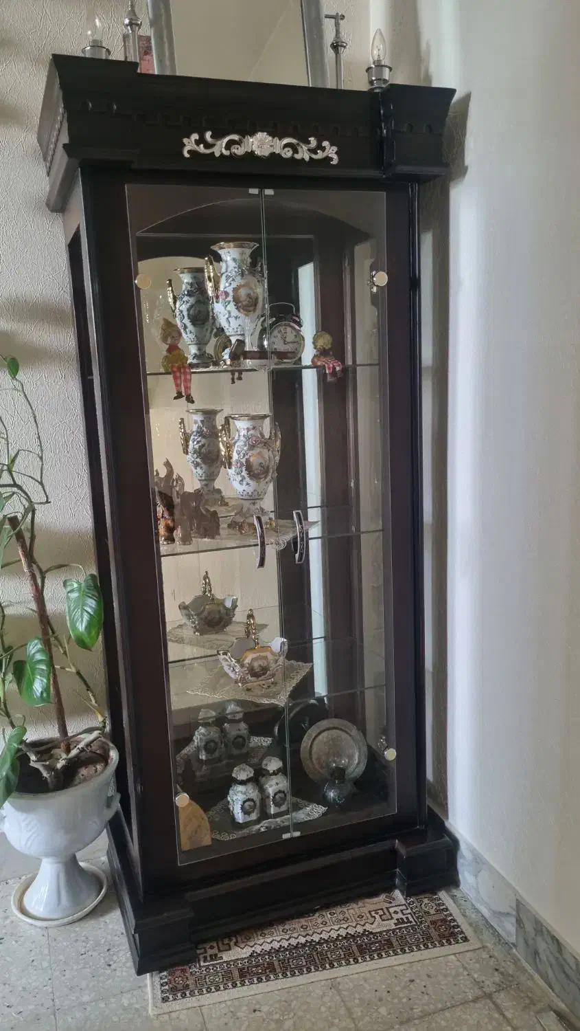 ویترین ایستاده نو|بوفه، ویترین، کنسول|خمینی‌شهر, |دیوار