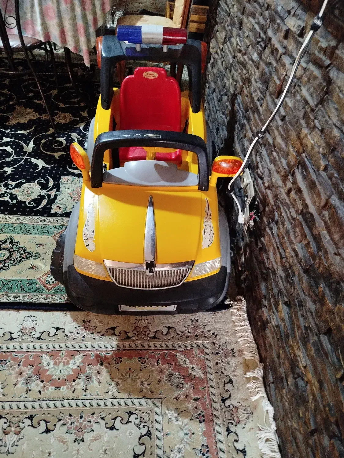 ماشین شارژی|اسباببازی بچه|مبارکه, |دیوار