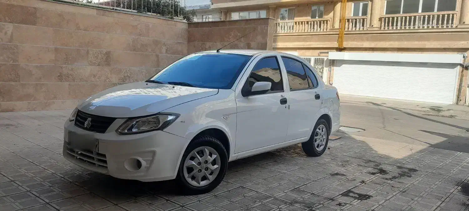 ساینا دوگانه ۹۹ مانیتور دار|خودرو سواری و وانت|اردبیل, |دیوار