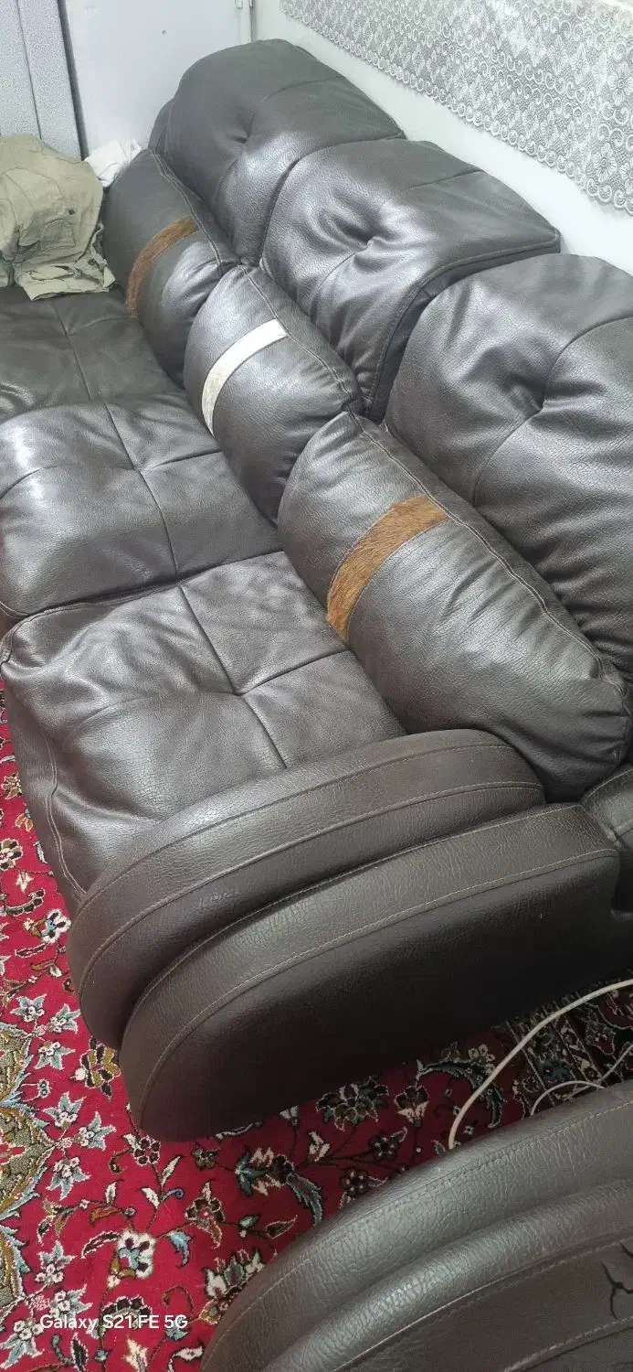 مبل چرمی|مبلمان خانگی و میز عسلی|مبارکه, |دیوار