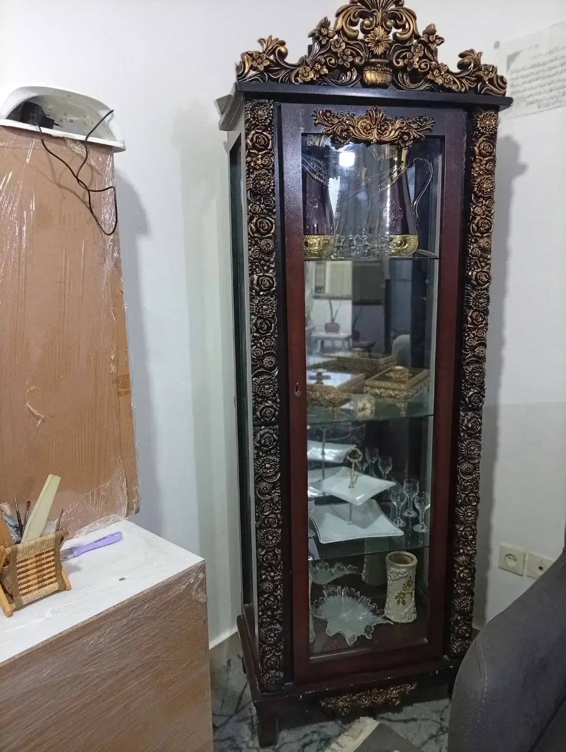 بوفه و ساعت ایستاده|بوفه، ویترین، کنسول|بندرلنگه, |دیوار