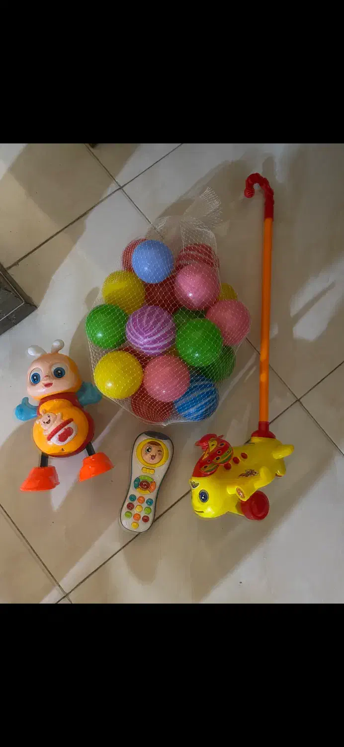 کلی اسباب بازی ماشین قطار|اسباب‌‌بازی|تهران, باغ خزانه|دیوار