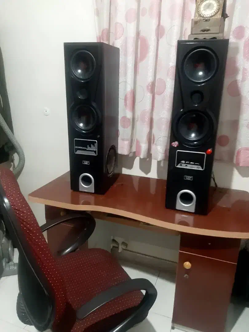 میز تحریر و کامپیوتر با صندلی اداری واسپیکر و کیث|رایانه رومیزی|ری, منصوریه منگل|دیوار