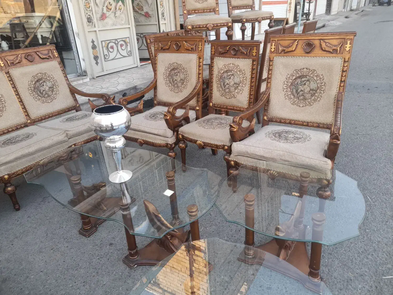 مبلمان ۹نفره با نهارخوری ۸نفره کاملا سالم|مبلمان خانگی و میز عسلی|کرج, اخترآباد|دیوار