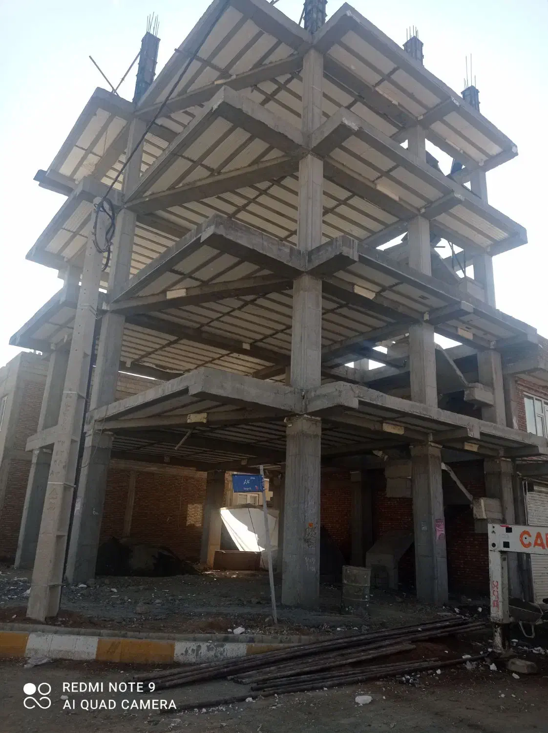 ساختمان ۴طبقه مسکونی دو نبش خیابان اصلی|فروش خانه و ویلا|زیویه, |دیوار