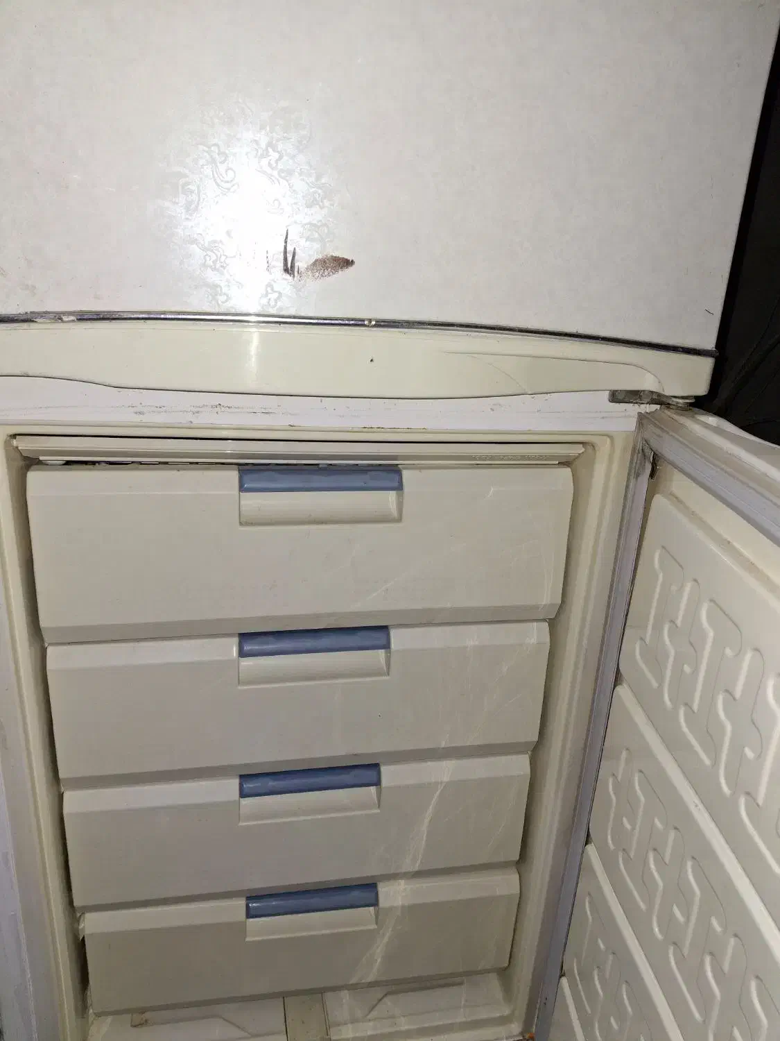 یخچال و فریزر|یخچال و فریزر|ابریشم, |دیوار