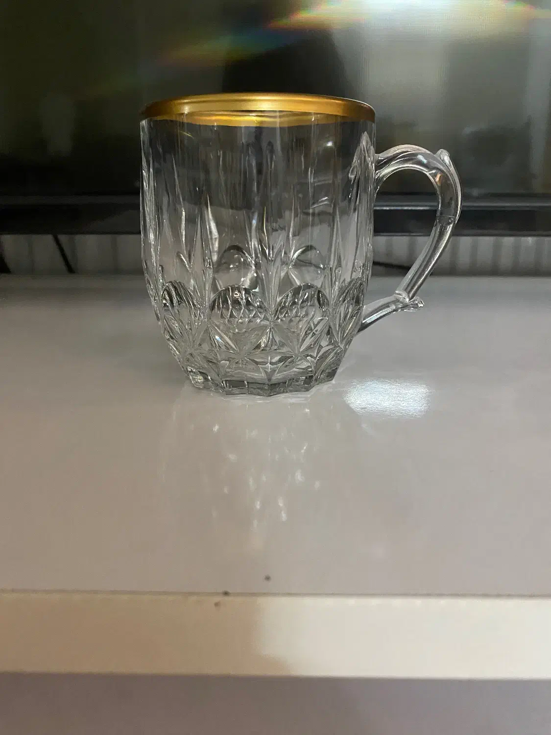 لیوان چایی لب طلای|ظروف سرو و پذیرایی|اصفهان, ارغوانیه|دیوار