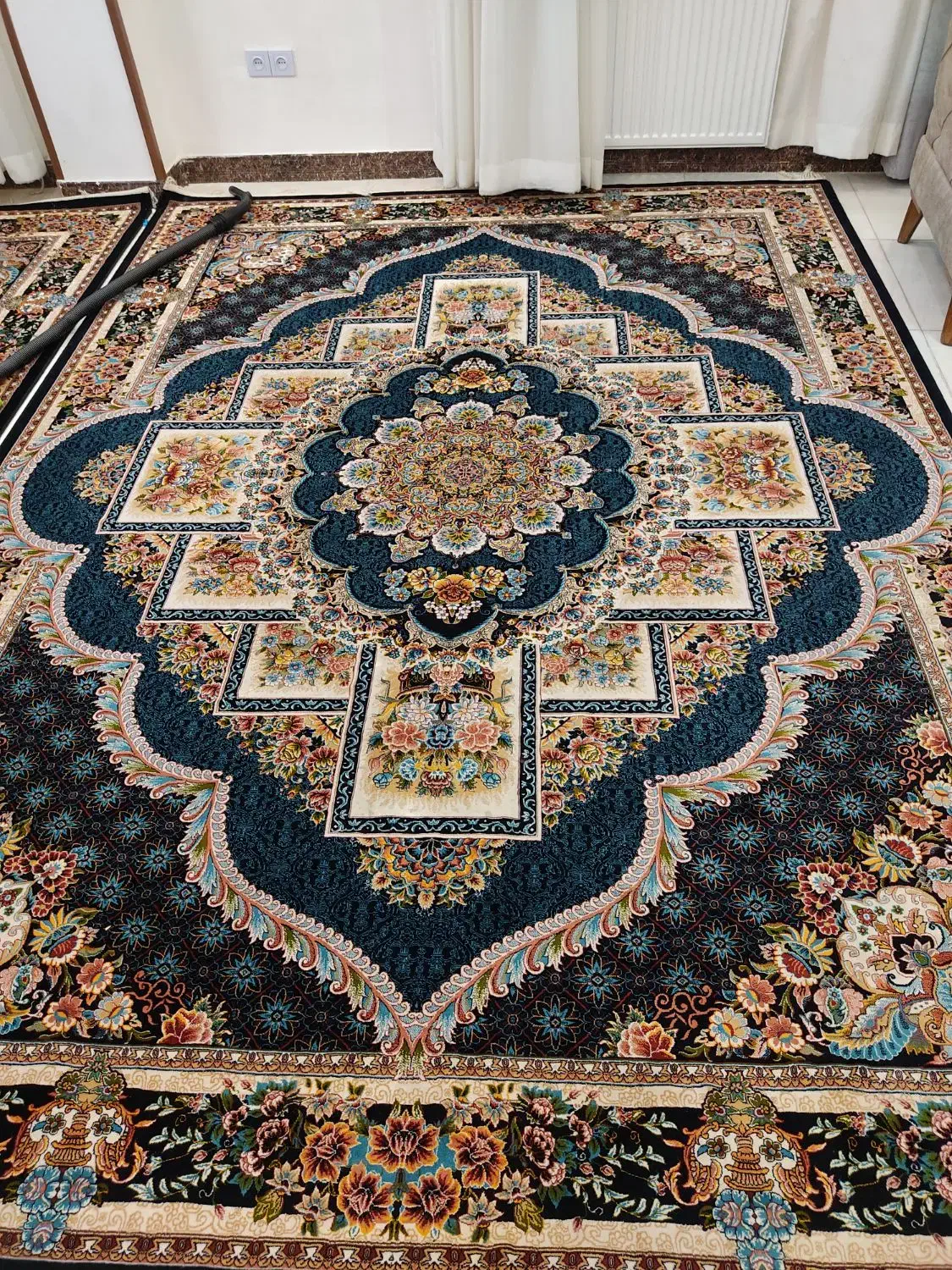 فرش ۹ متری ۷۰۰ شانه|فرش|رشت, نخودچر|دیوار