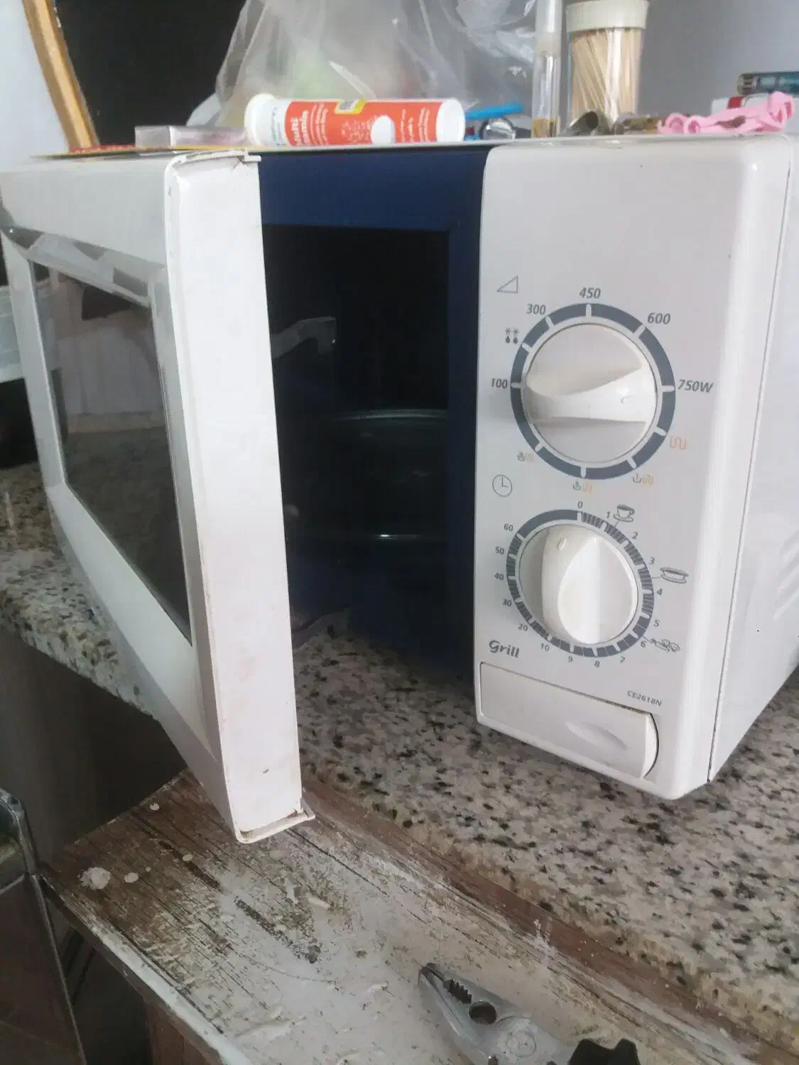 تعمیر انواع وسایل خانگی به صورت  و رفع خرابی برق|خدمات پیشه و مهارت|کرمانشاه, |دیوار