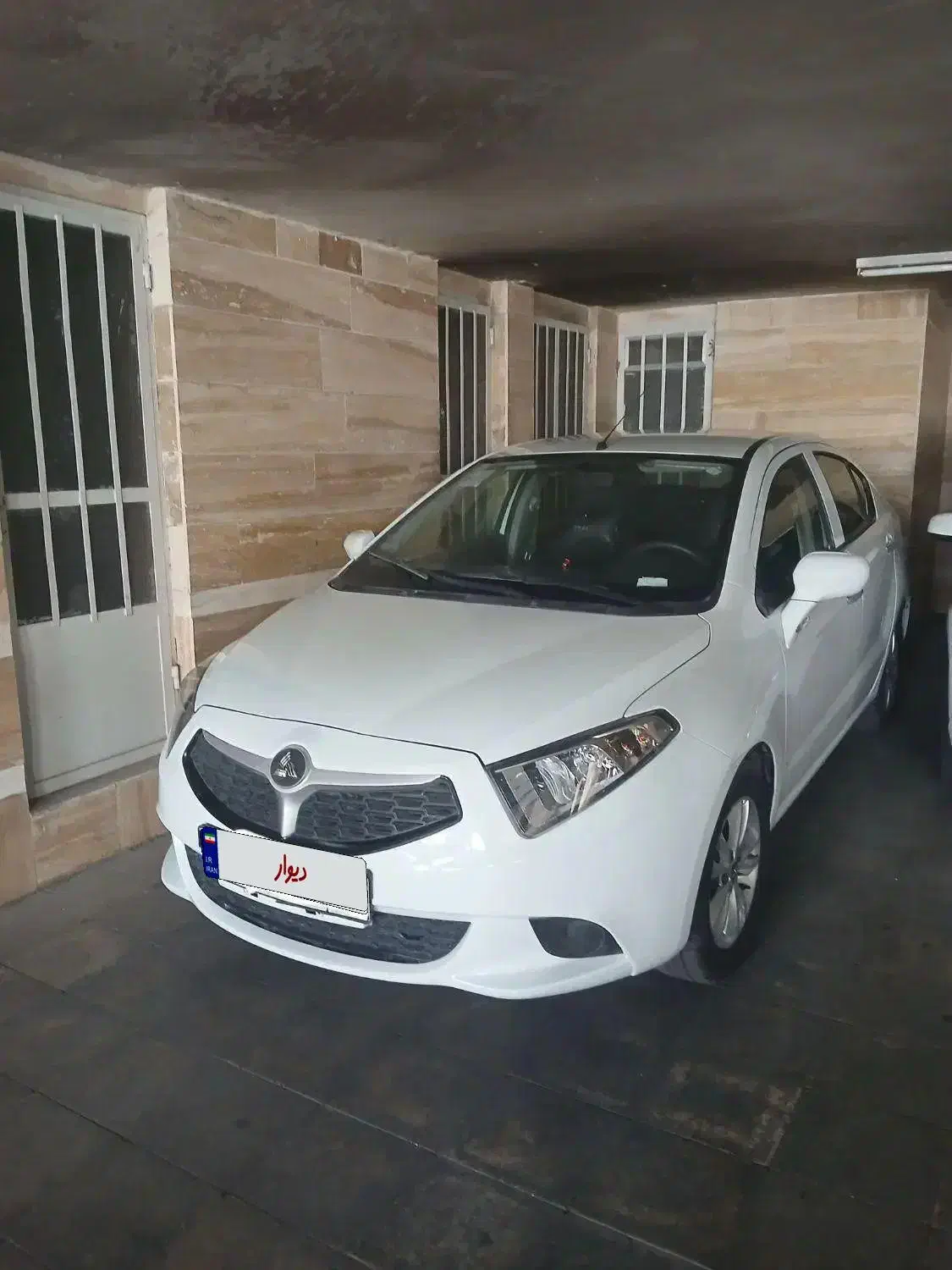 برلیانس دنده ای ۲۳۰|خودرو سواری و وانت|تهران, باغ فیض|دیوار