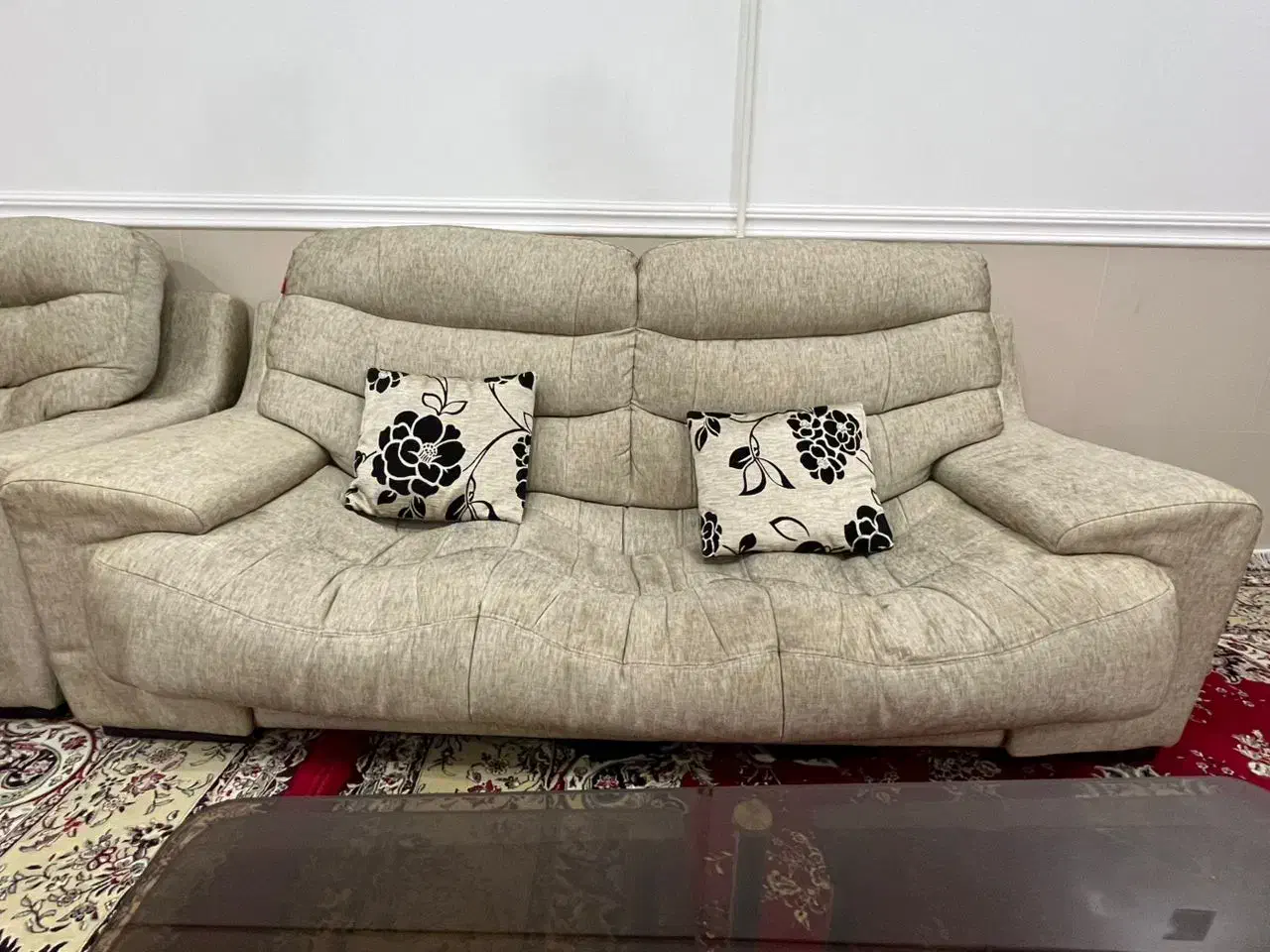 مبل بسیار تمیز|مبلمان خانگی و میز عسلی|خورموج, |دیوار