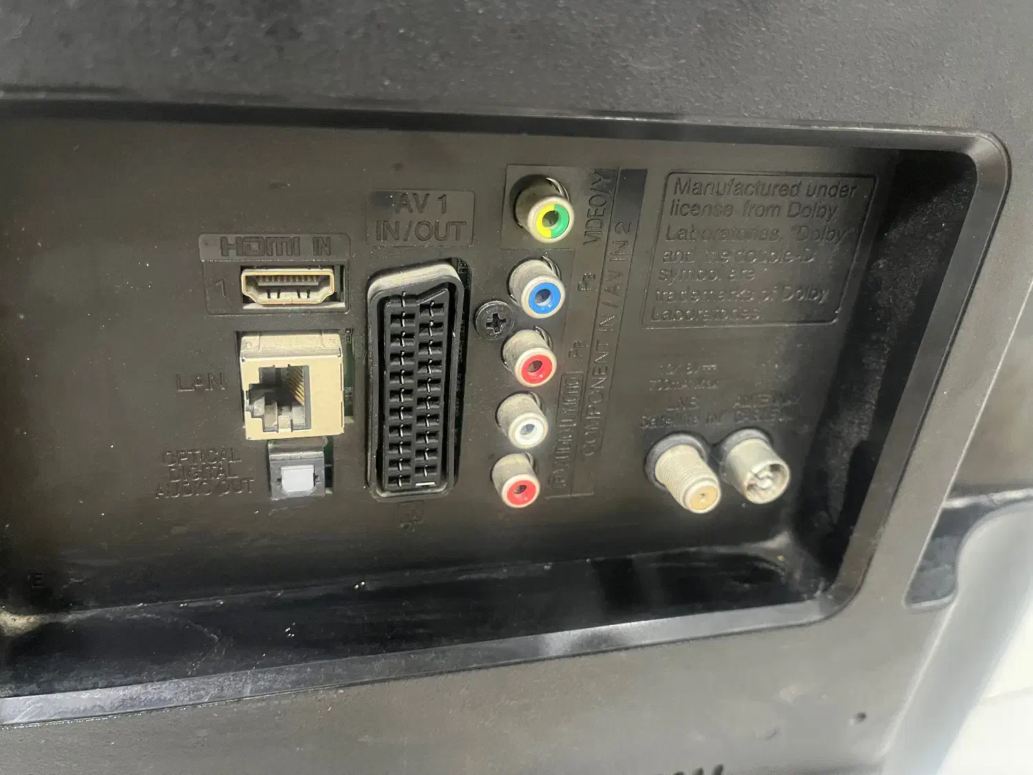 تلویزیون ۴۲ اینچ ال جی|تلویزیون و پروژکتور|ایوان, |دیوار