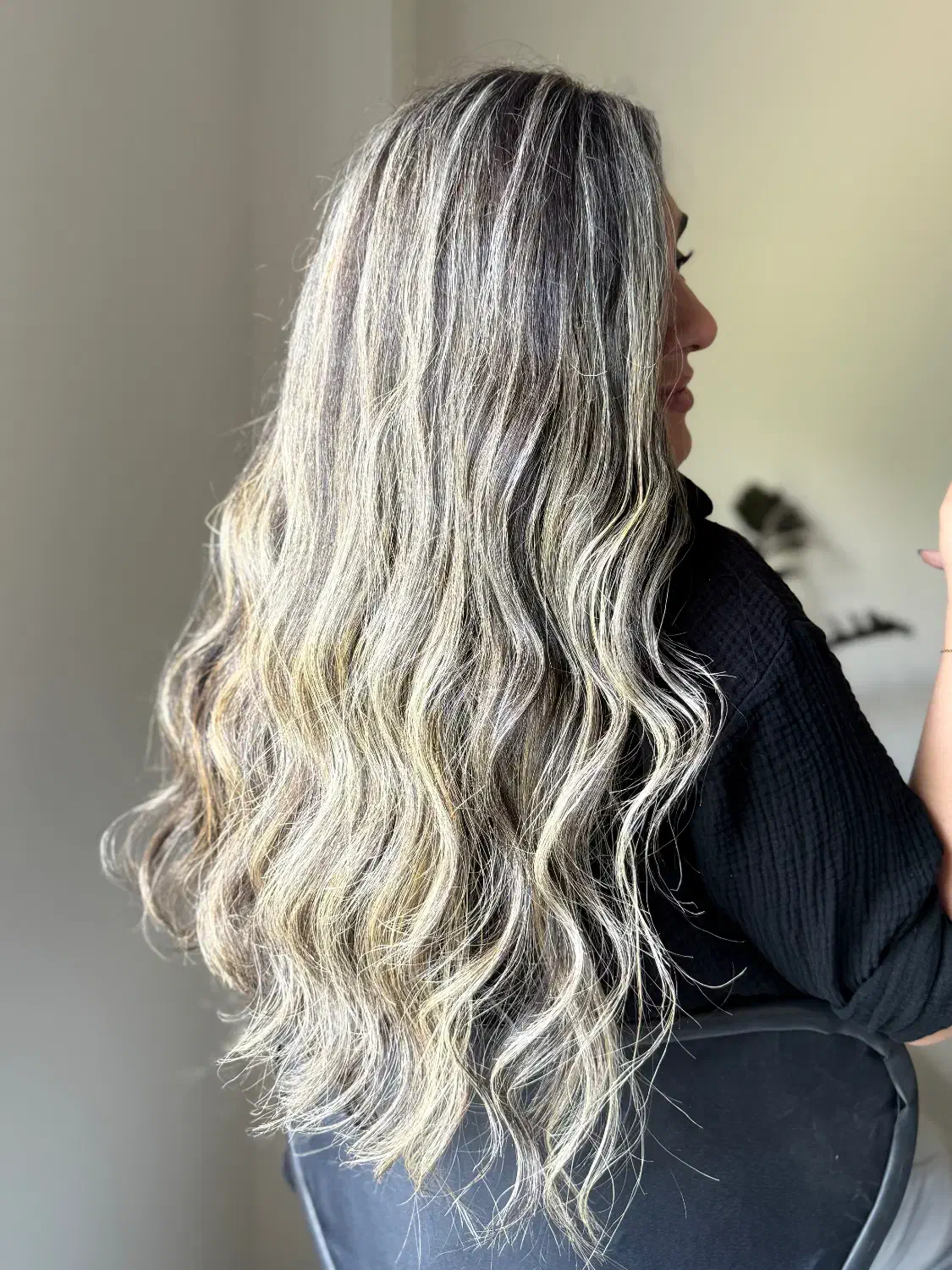 خدمات رنگ و لایت|خدمات آرایشگری و زیبایی|چمستان, |دیوار