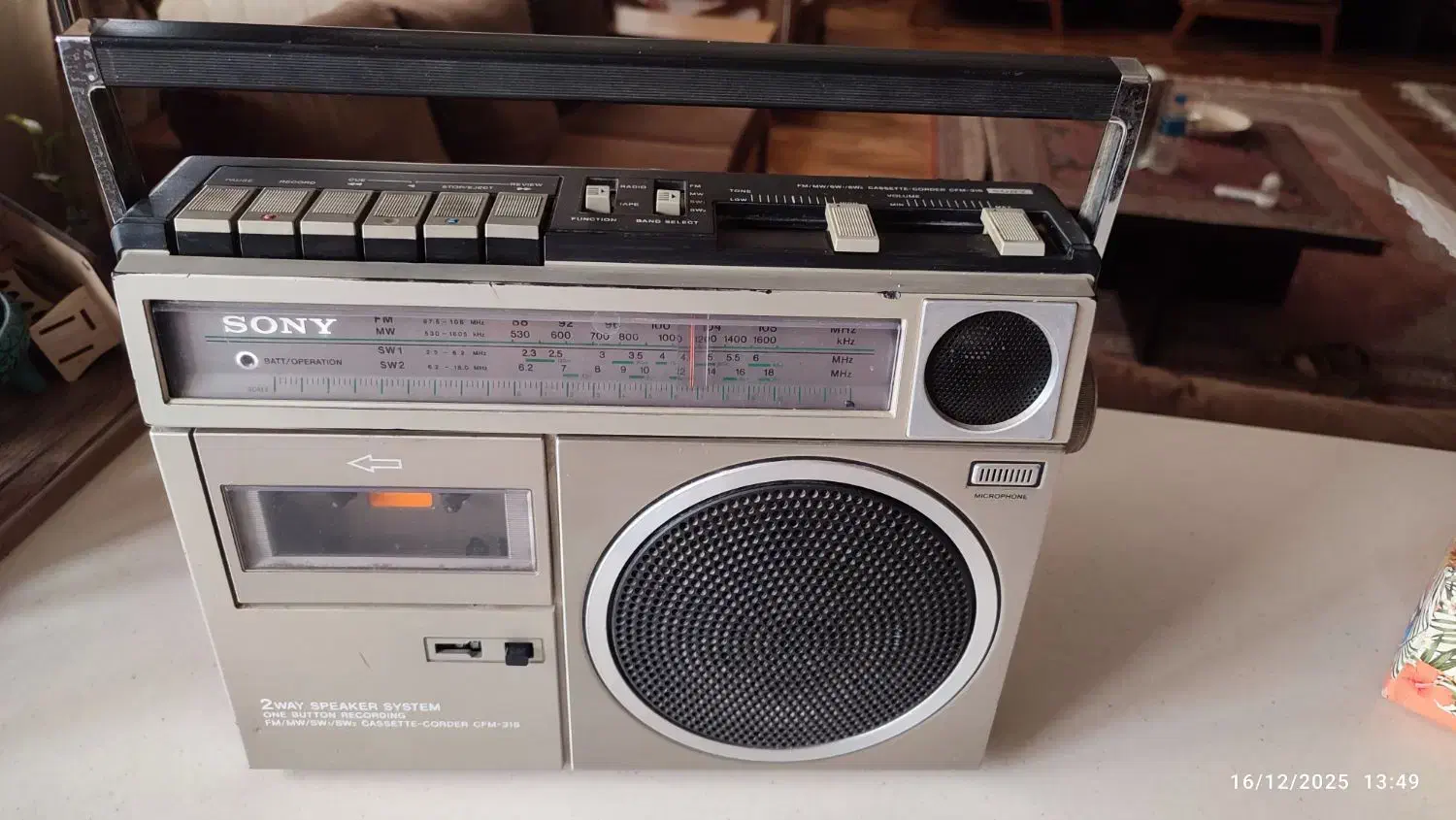 رادیو ضبط سونی ژاپن|کلکسیون اشیاء عتیقه|همدان, |دیوار