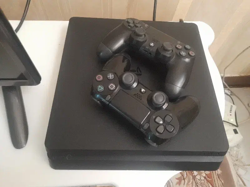 ps4|کنسول، بازی ویدئویی و آنلاین|دوگنبدان, |دیوار