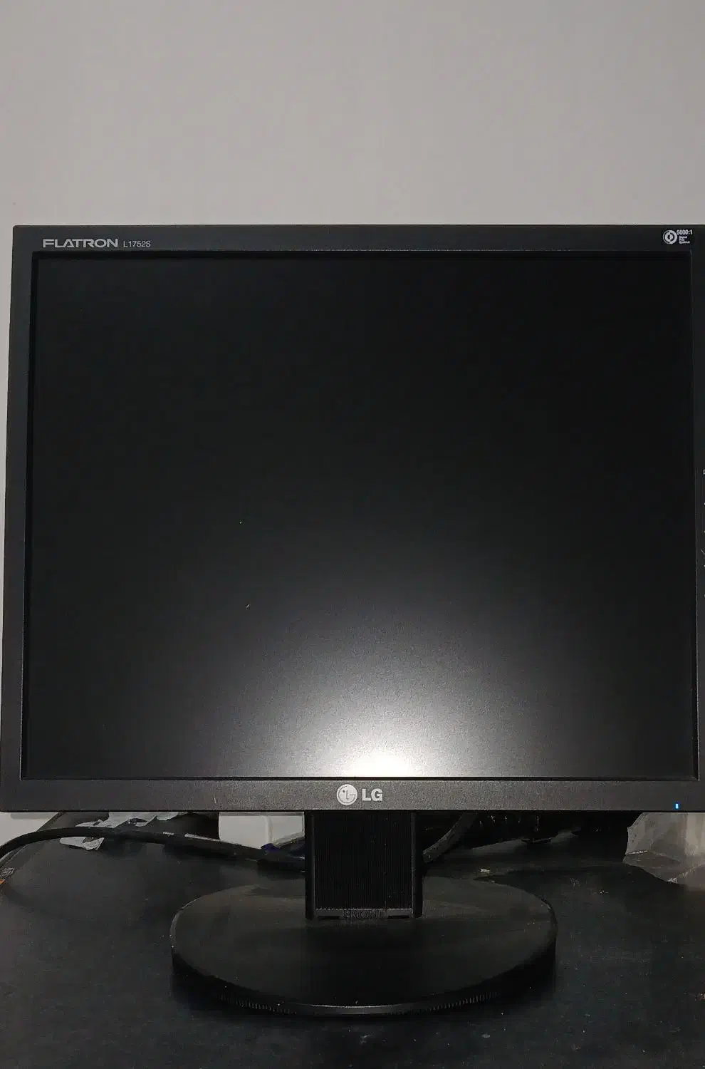 فروش مانیتور ال جی،کیبورد موس و اسپیکر|قطعات و لوازم جانبی رایانه|رشت, دیانتی|دیوار