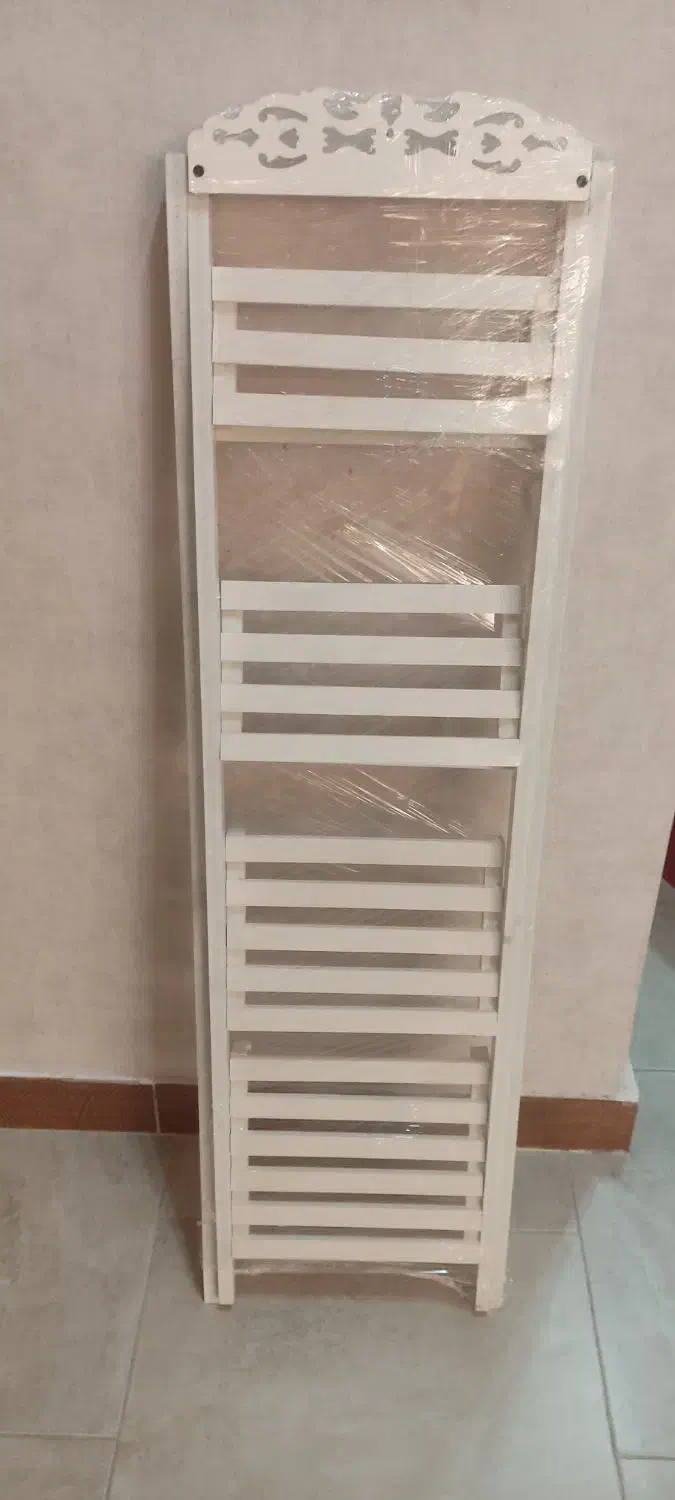 استند گلدان سفید|صنایع دستی و سایر لوازم تزئینی|فومن, |دیوار