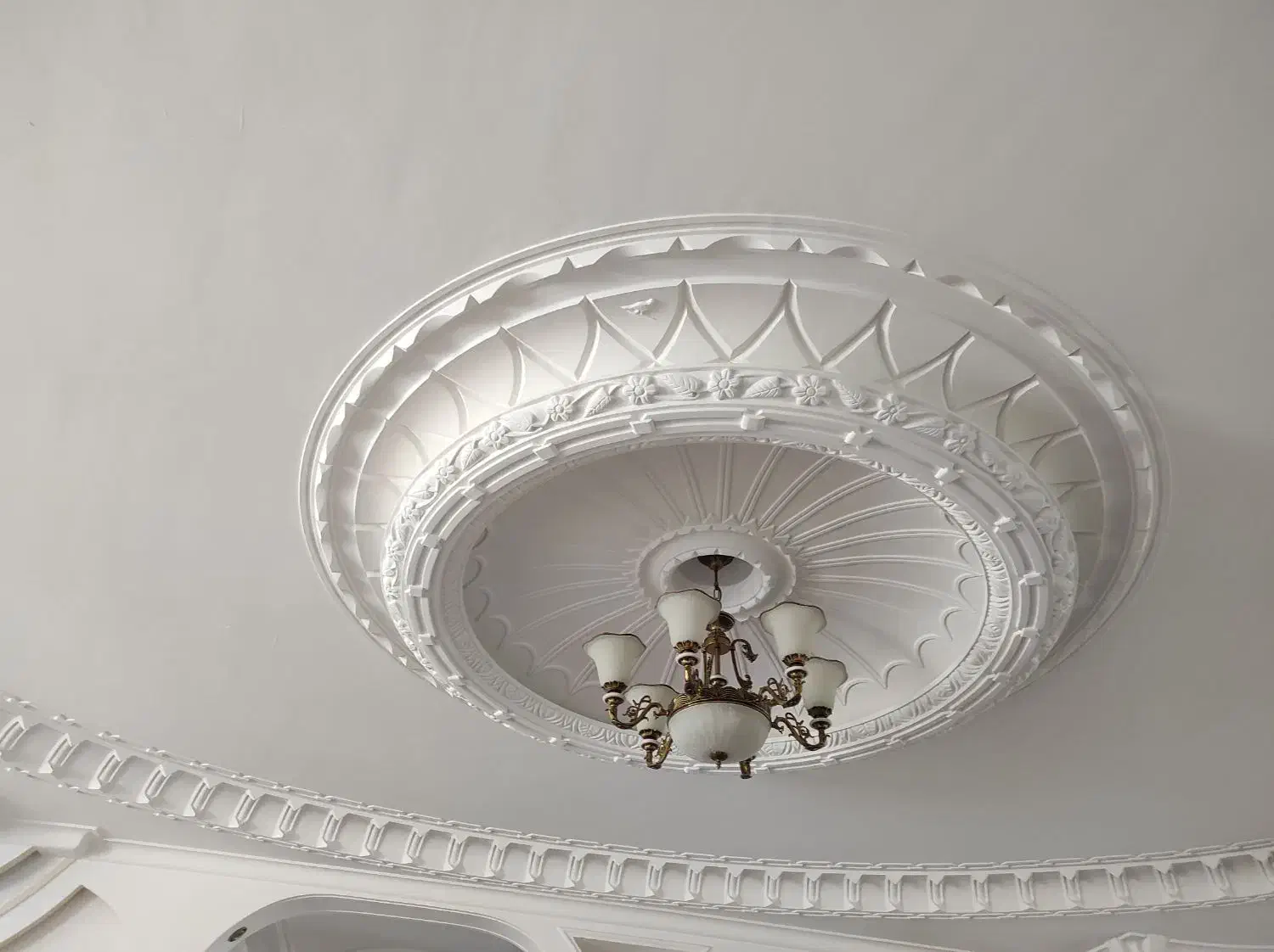 انجام گچکاری سفیدکار گچبری ابزارکار|خدمات پیشه و مهارت|کرمانشاه, |دیوار