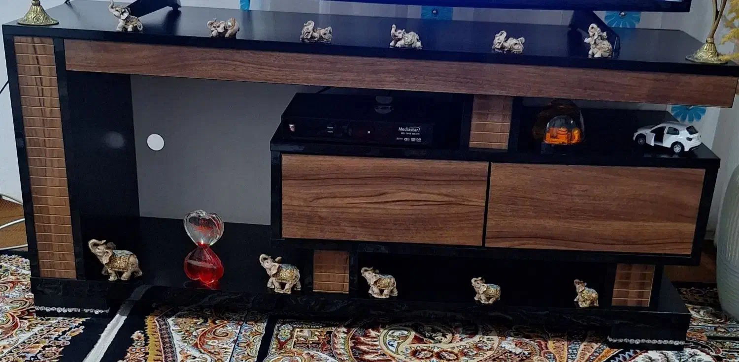 میزتی وی|میز تلویزیون|کوچصفهان, |دیوار