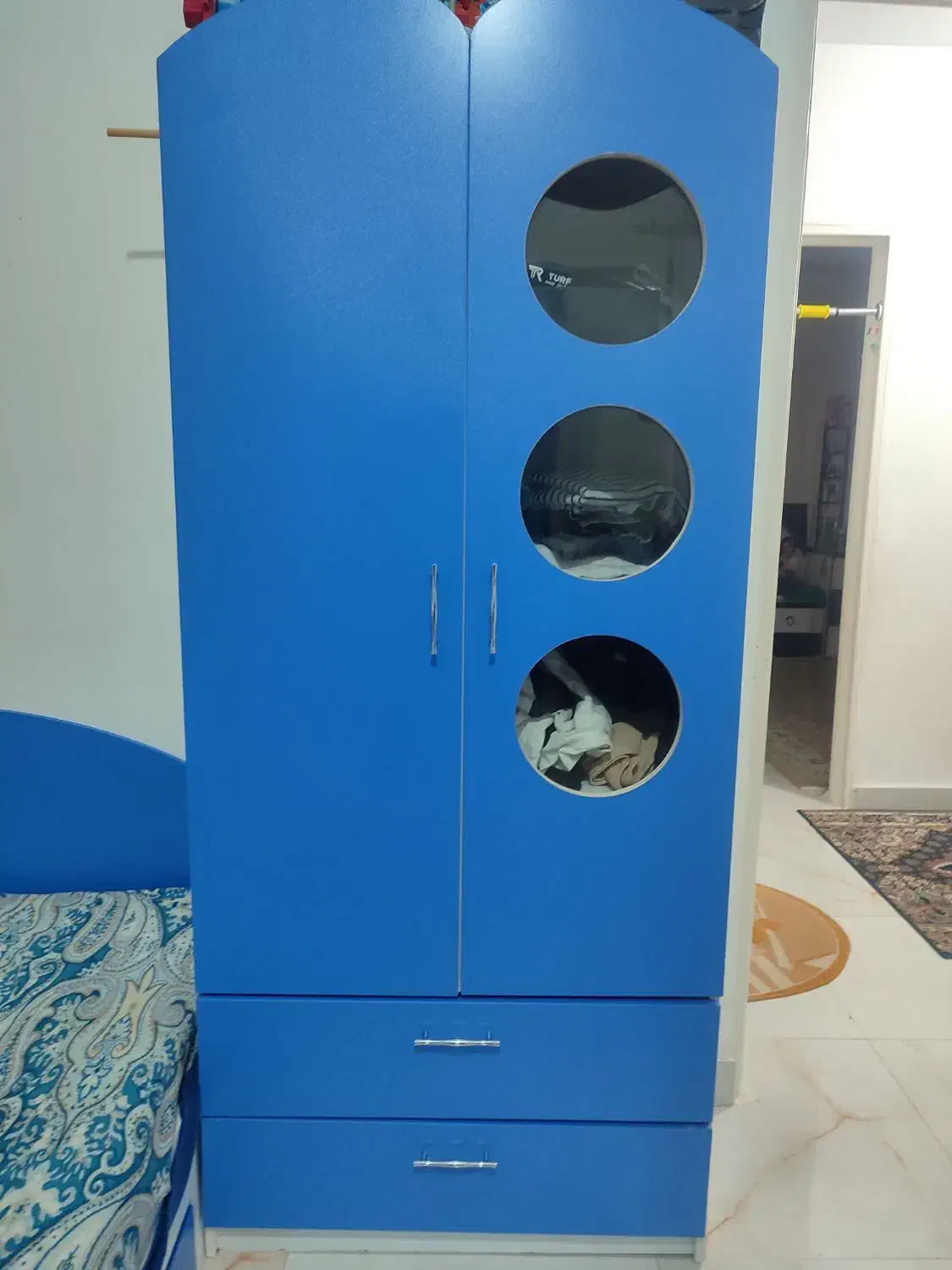 کمد تخت پا تختی میز تحریر و شلف بزرگ آبی پسرانه|تخت و سرویس خواب|لاهیجان, بوجایه|دیوار