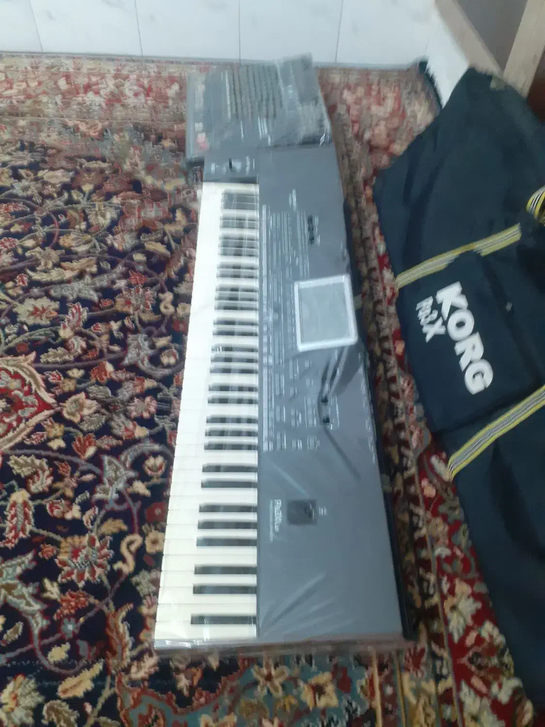 ارگ وباند|پیانو، کیبورد، آکاردئون|بروجرد, |دیوار