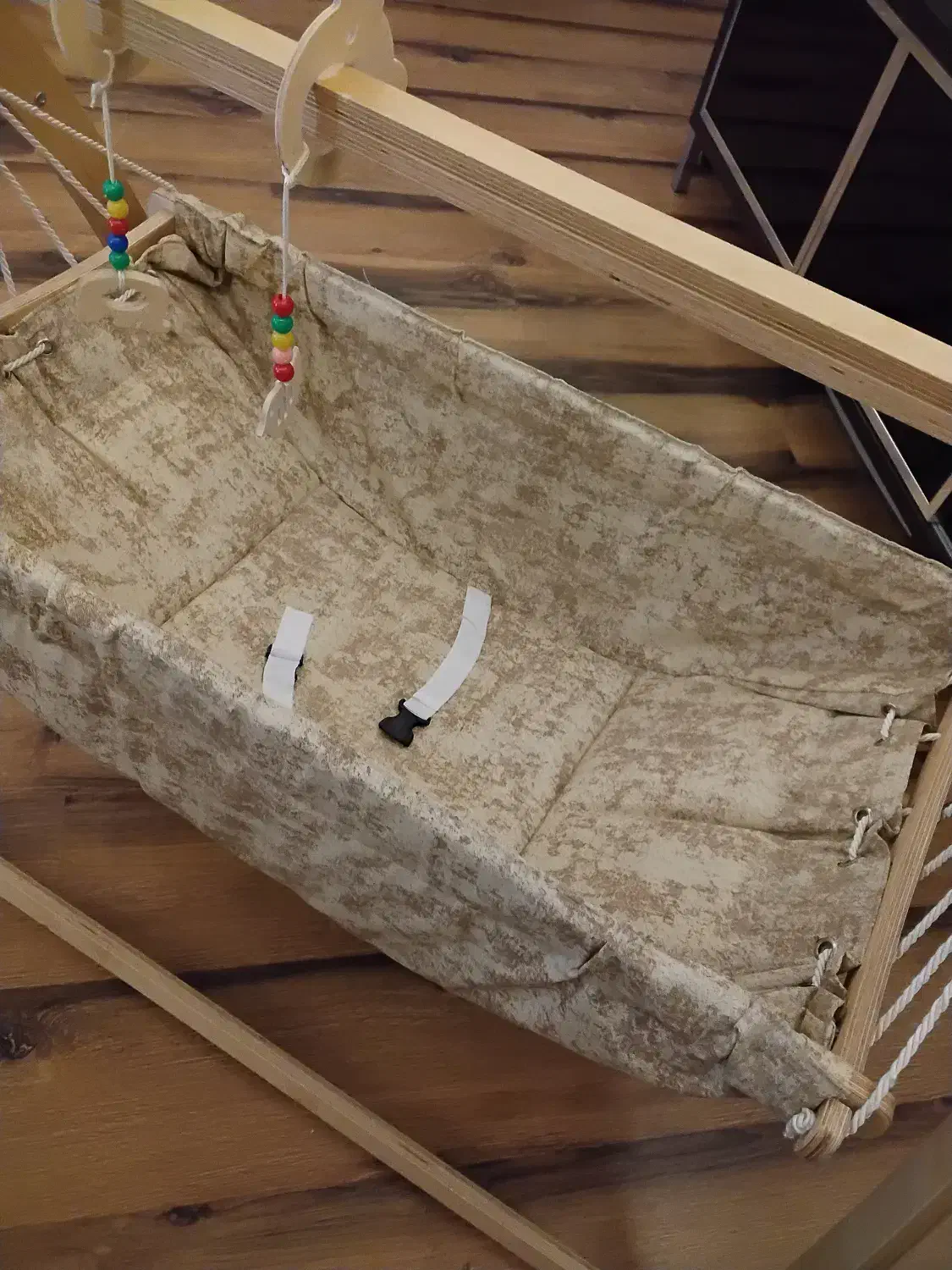 گهواره نو|تخت و صندلی بچه|تهران, فردوس|دیوار