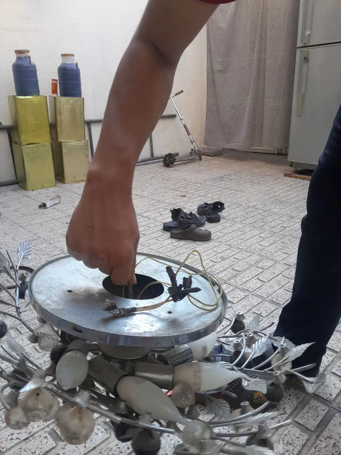 لوستر کار کرده قیمت همینجوری گذاشتم توافقی|لوستر و چراغ آویز|تهران, مینابی|دیوار