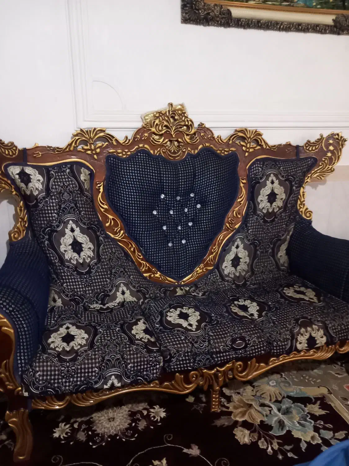 یک دست مبل سلطنتی ۷نفره|مبلمان خانگی و میز عسلی|خرمآباد, |دیوار