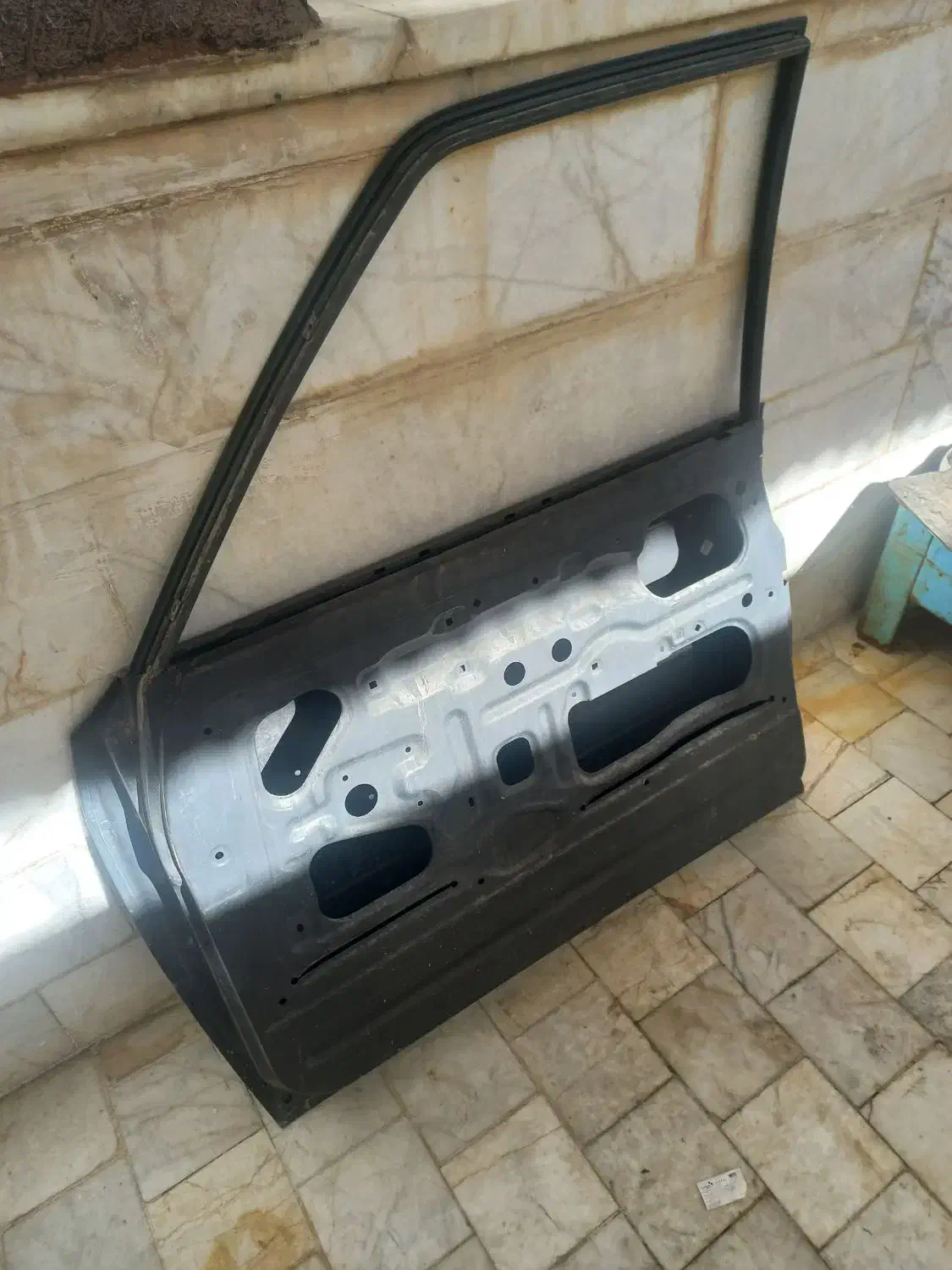 فروش درب تویوتا وانت مدل ۱۹۸۳|قطعات یدکی و لوازم جانبی|حمیدیا, |دیوار