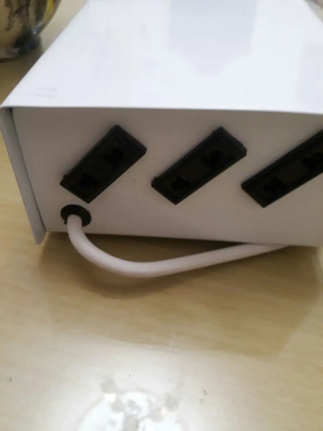 محافظ برق تلویزیون برند سامسونگ|تلویزیون و پروژکتور|فردیس, شهرک ناز|دیوار