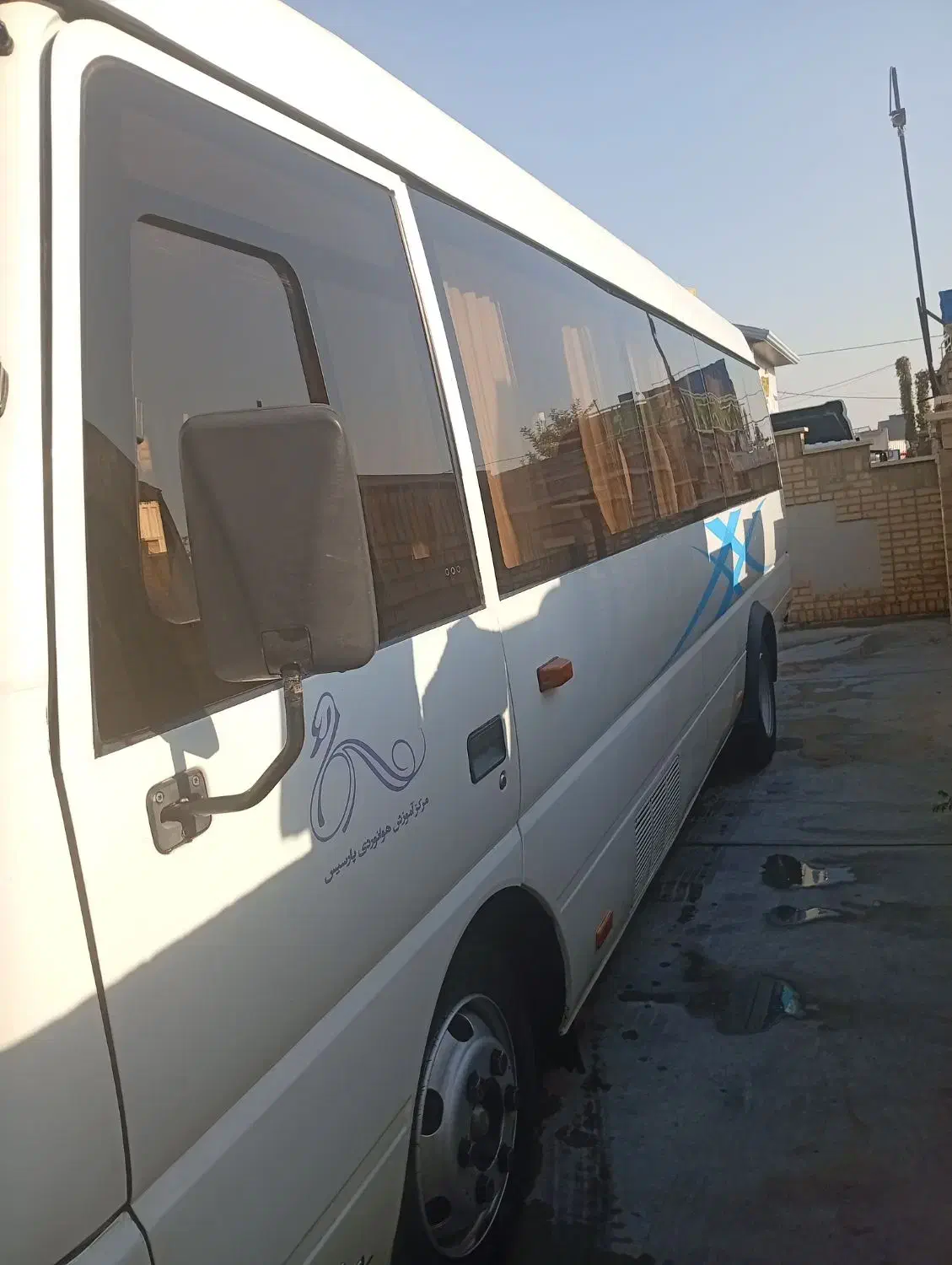 مینی بوس ایسوزو مدل 96 در حد|خودرو سنگین|اسلامشهر, ملکآباد|دیوار