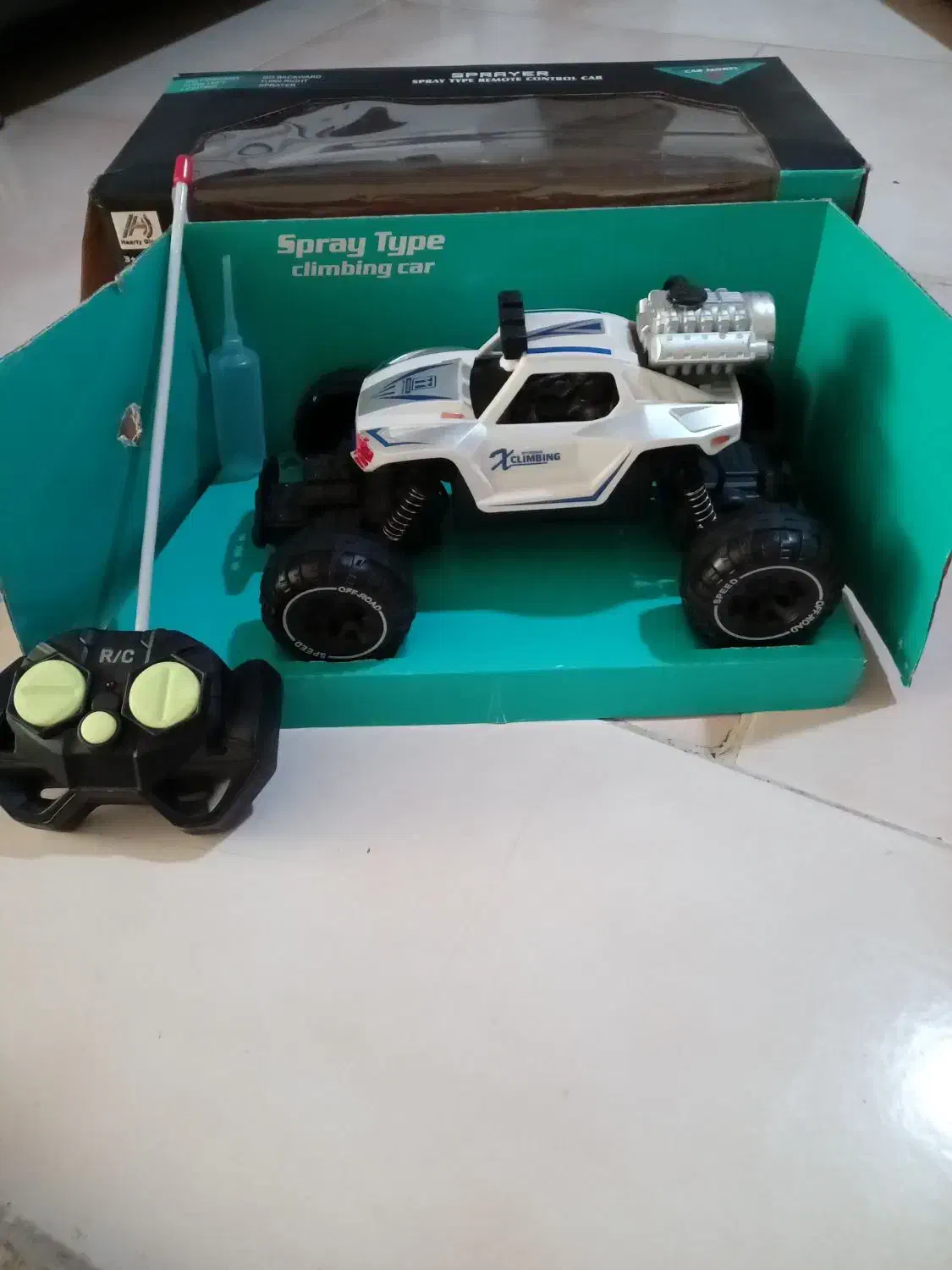 اسباب بازی|اسباب‌‌بازی|رباط‌کریم, رباط‌کریم|دیوار