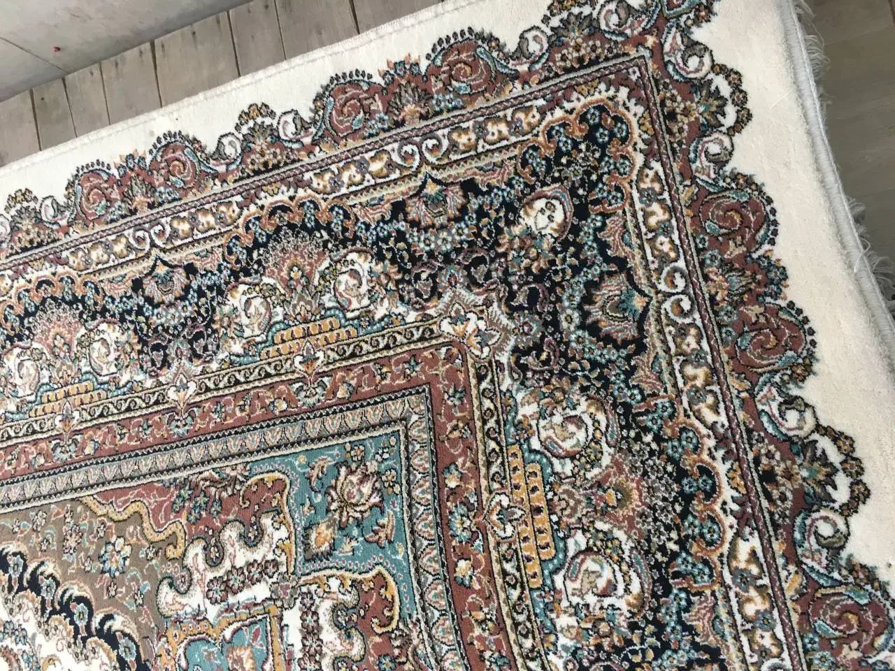 یک تخته فرش 12 متری 700 شانه|فرش|سمنان, |دیوار